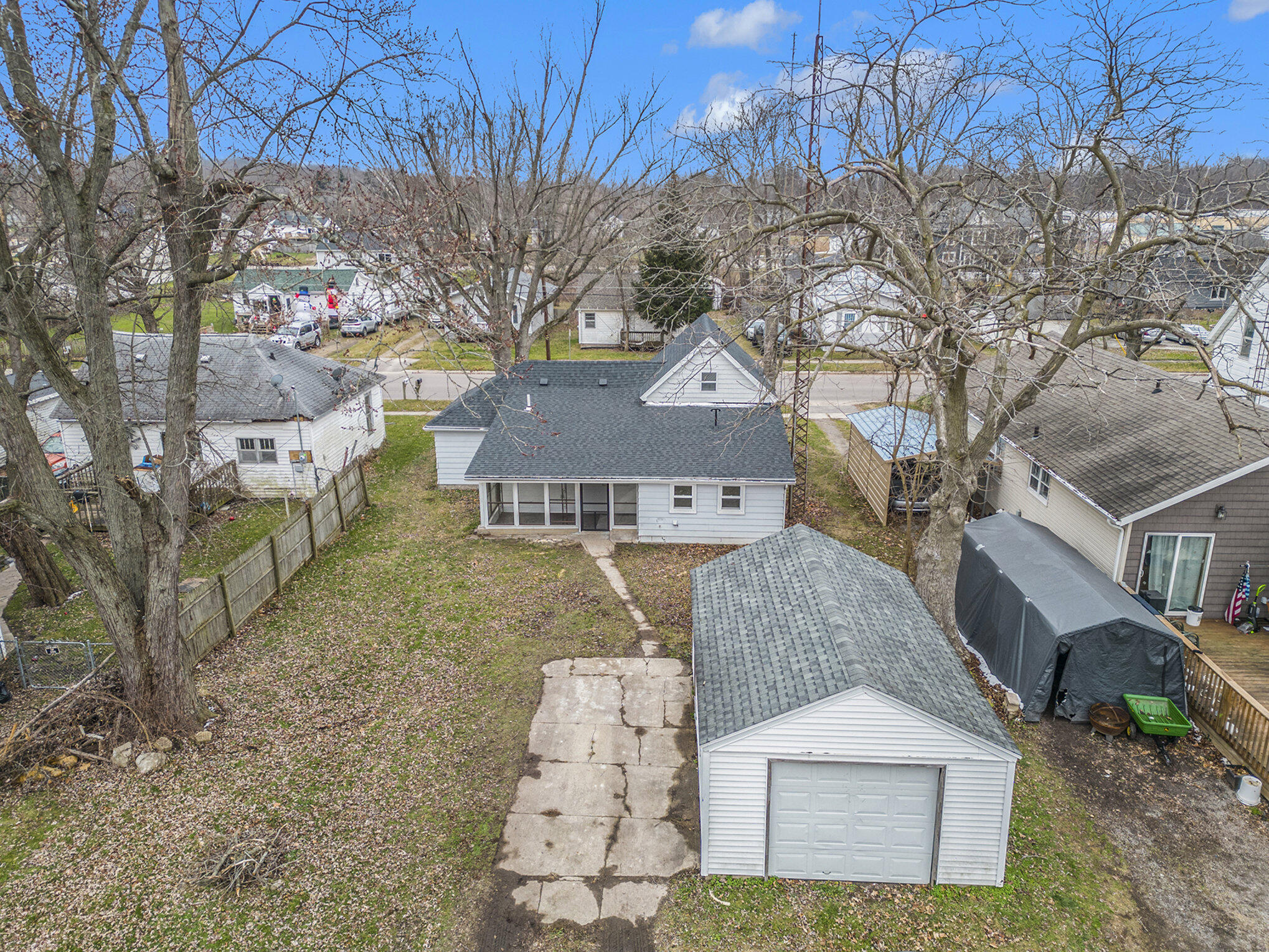 223 S Pleasant Street