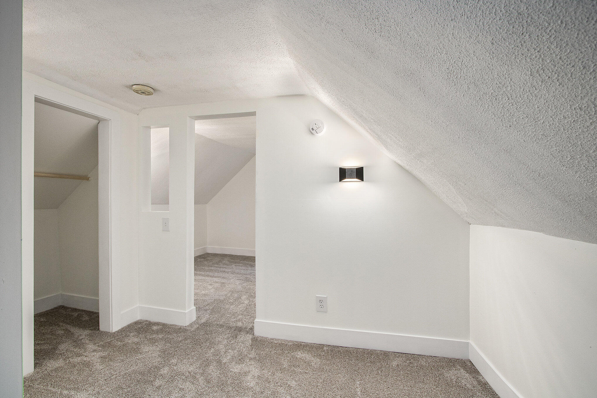 223 S Pleasant Street