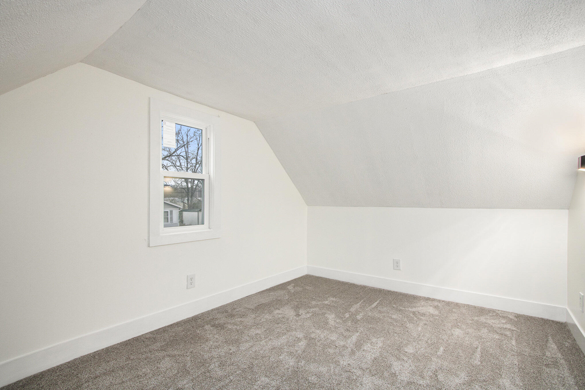 223 S Pleasant Street