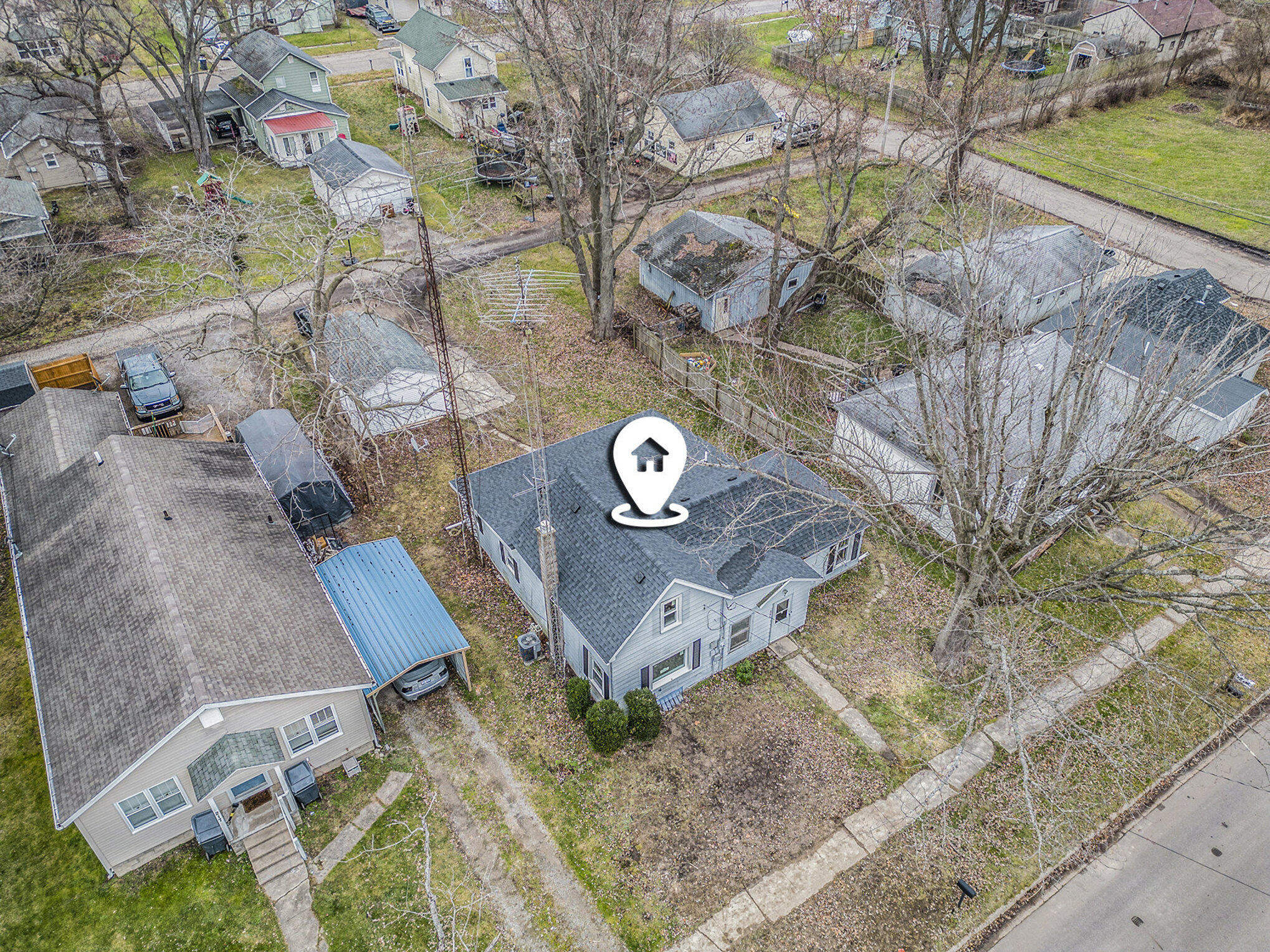 223 S Pleasant Street