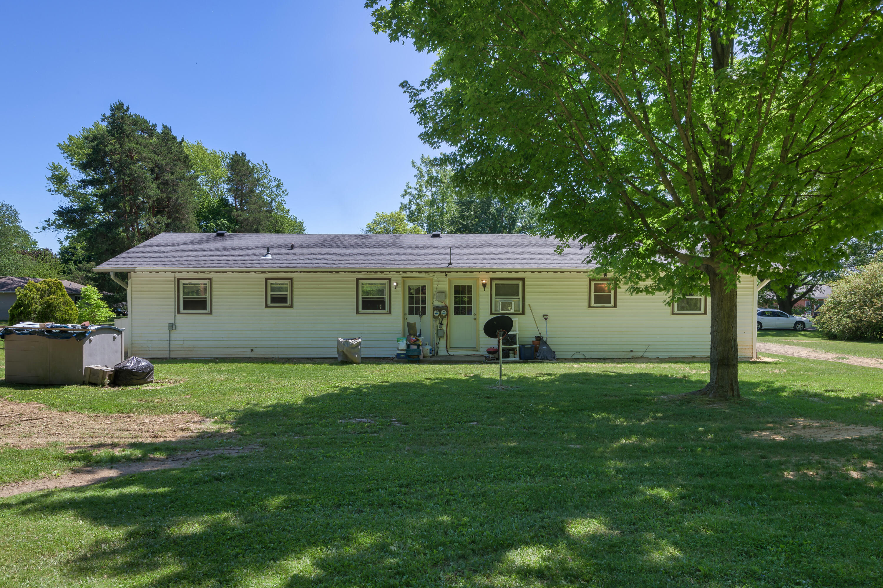 7537 Florence Avenue