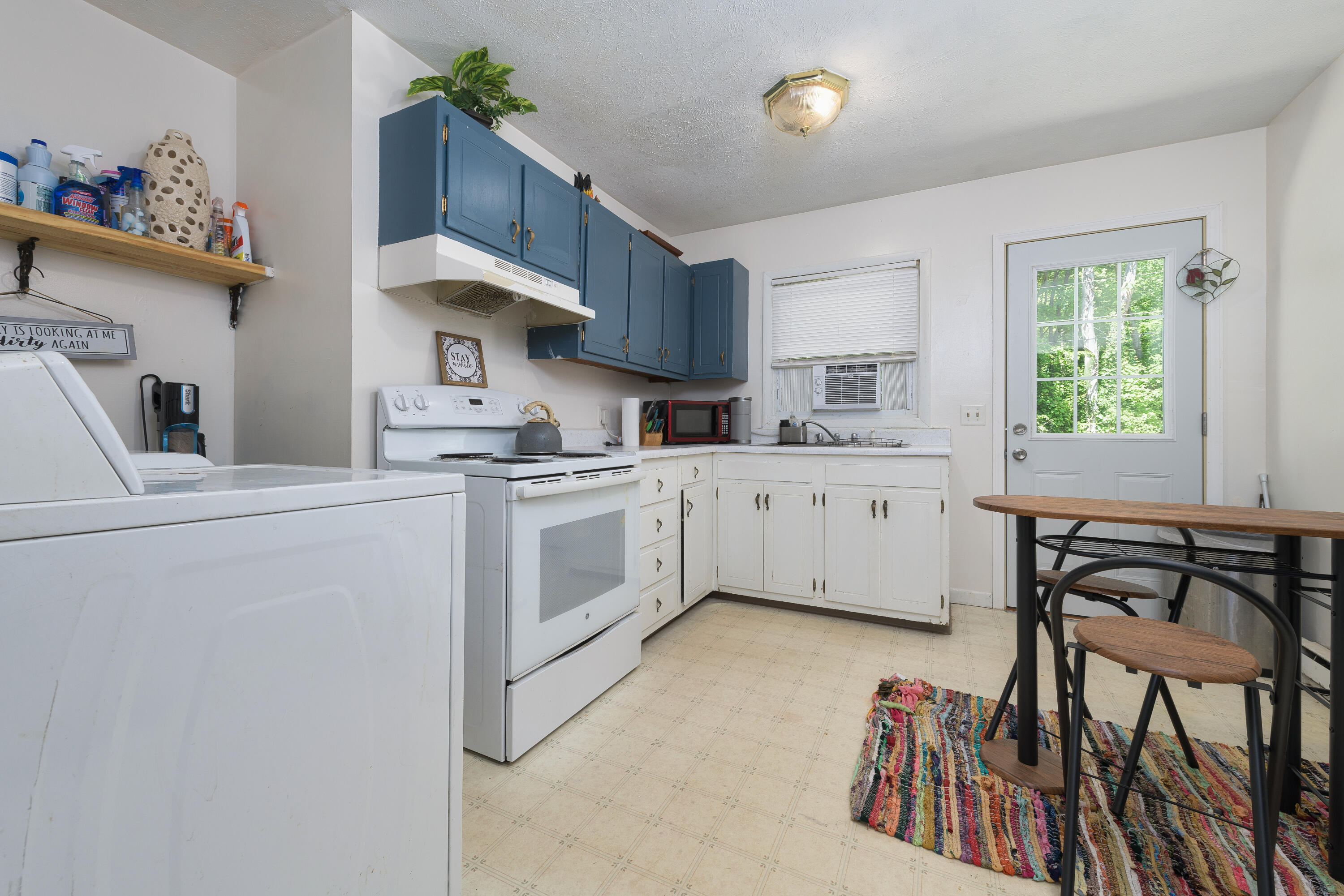 7537 Florence Avenue