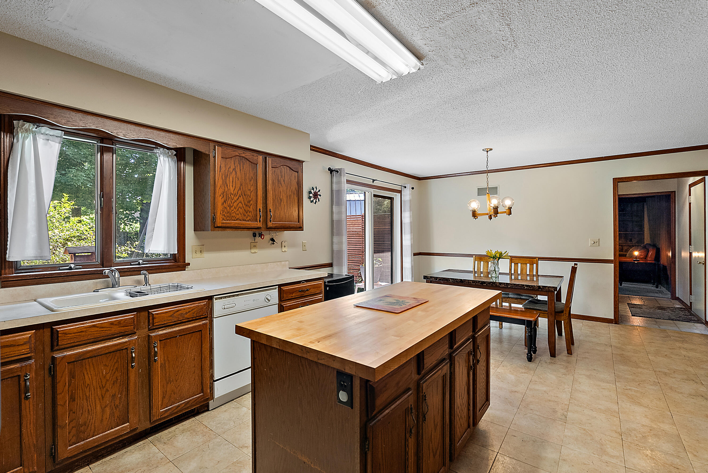 665 S Greenbrook Circle, St. Joseph