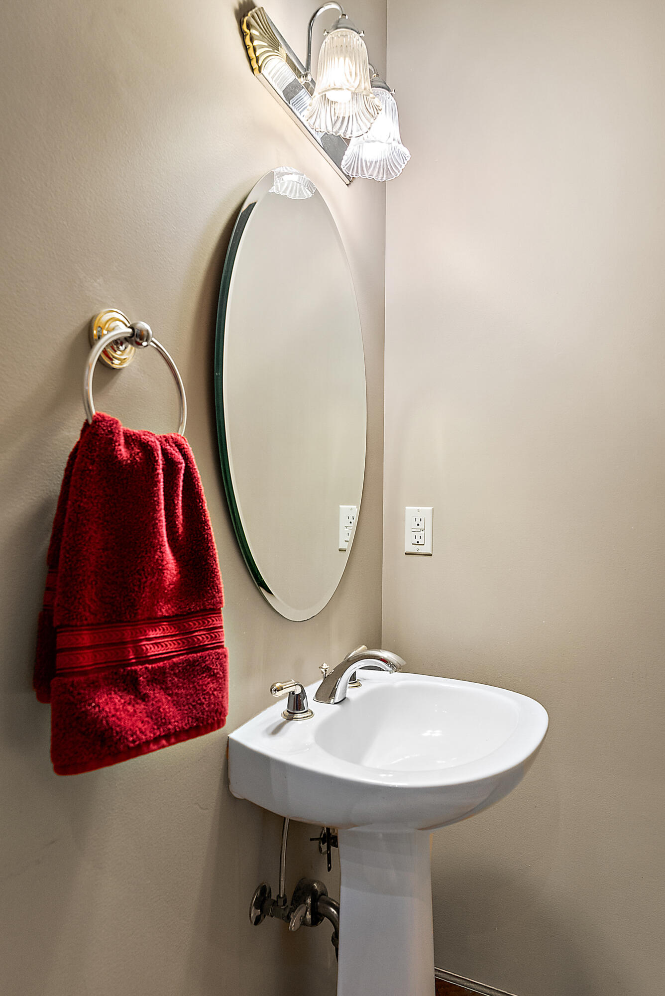 2222 W John Beers Road