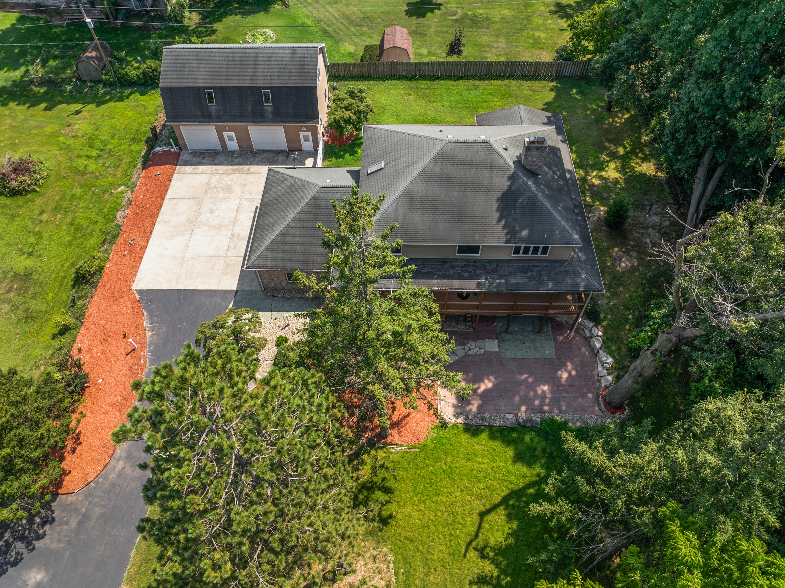 2222 W John Beers Road