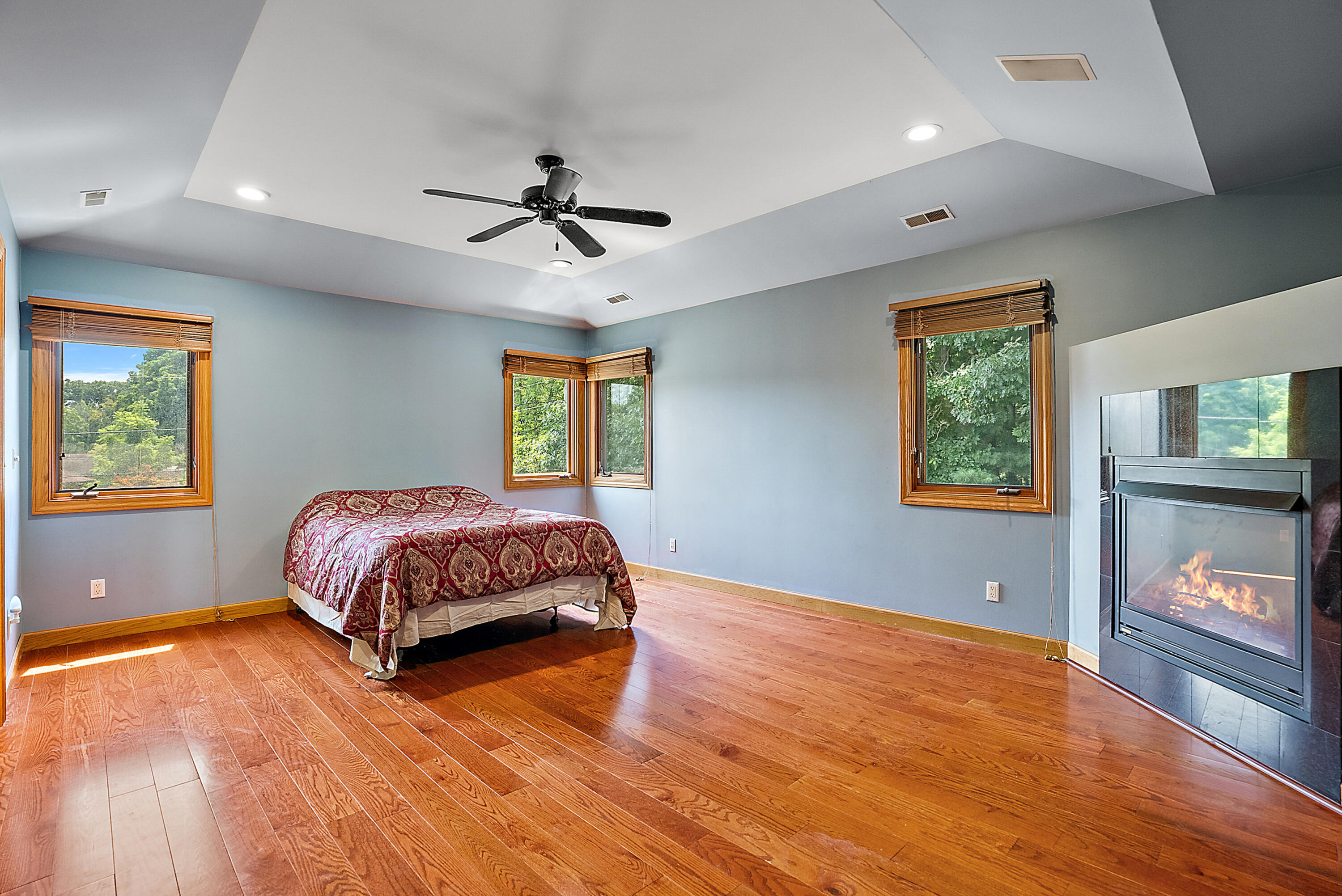 2222 W John Beers Road