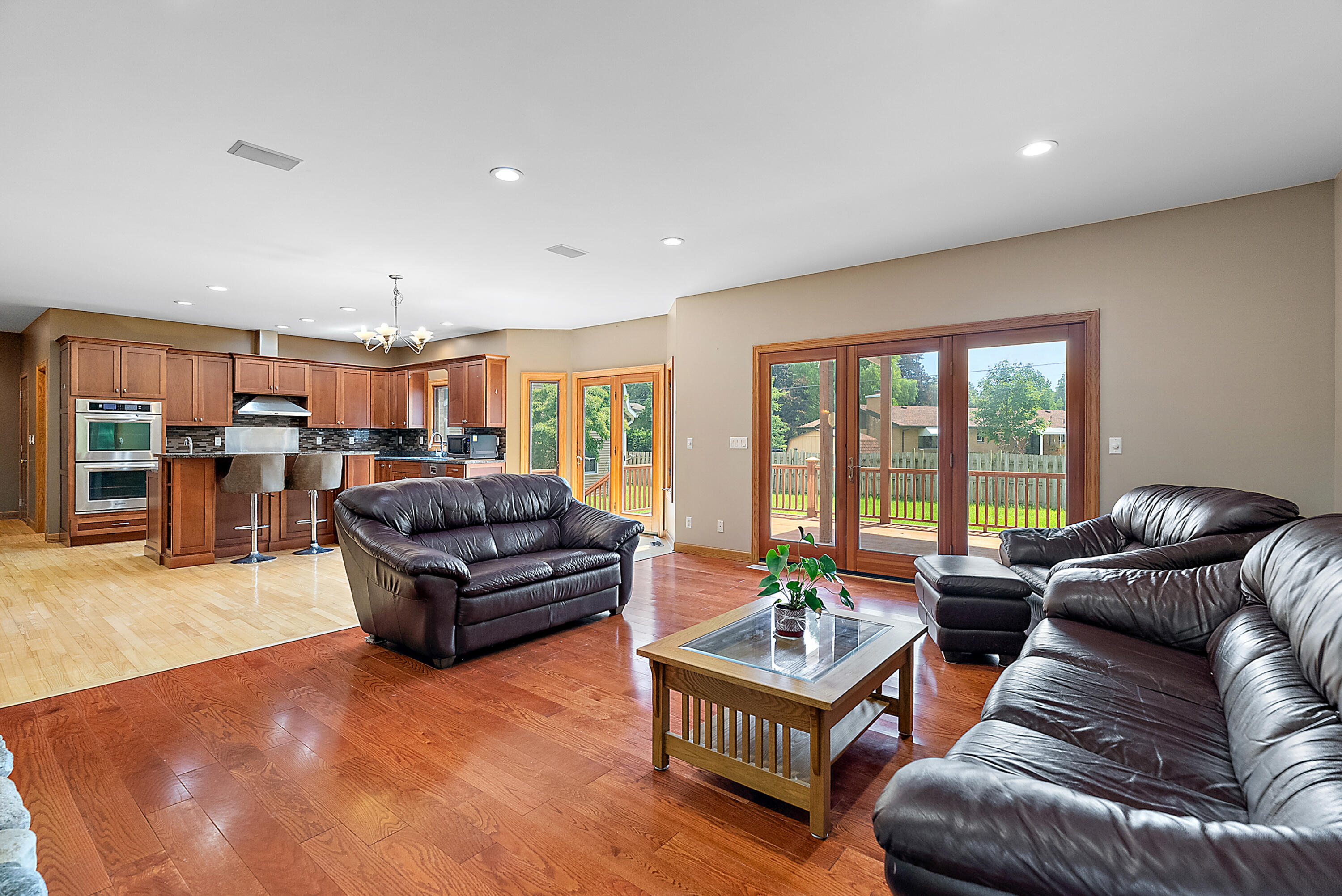 2222 W John Beers Road