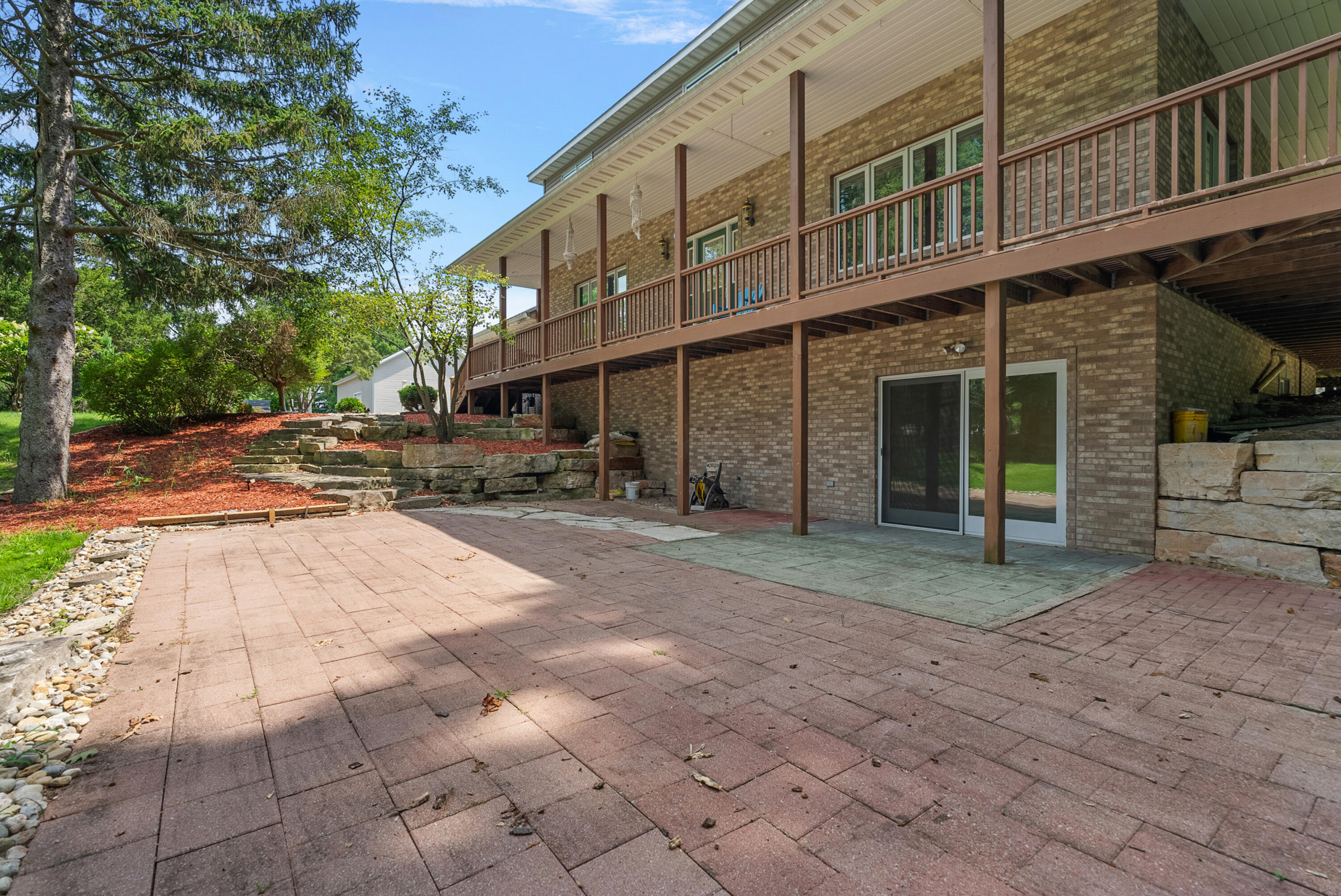 2222 W John Beers Road