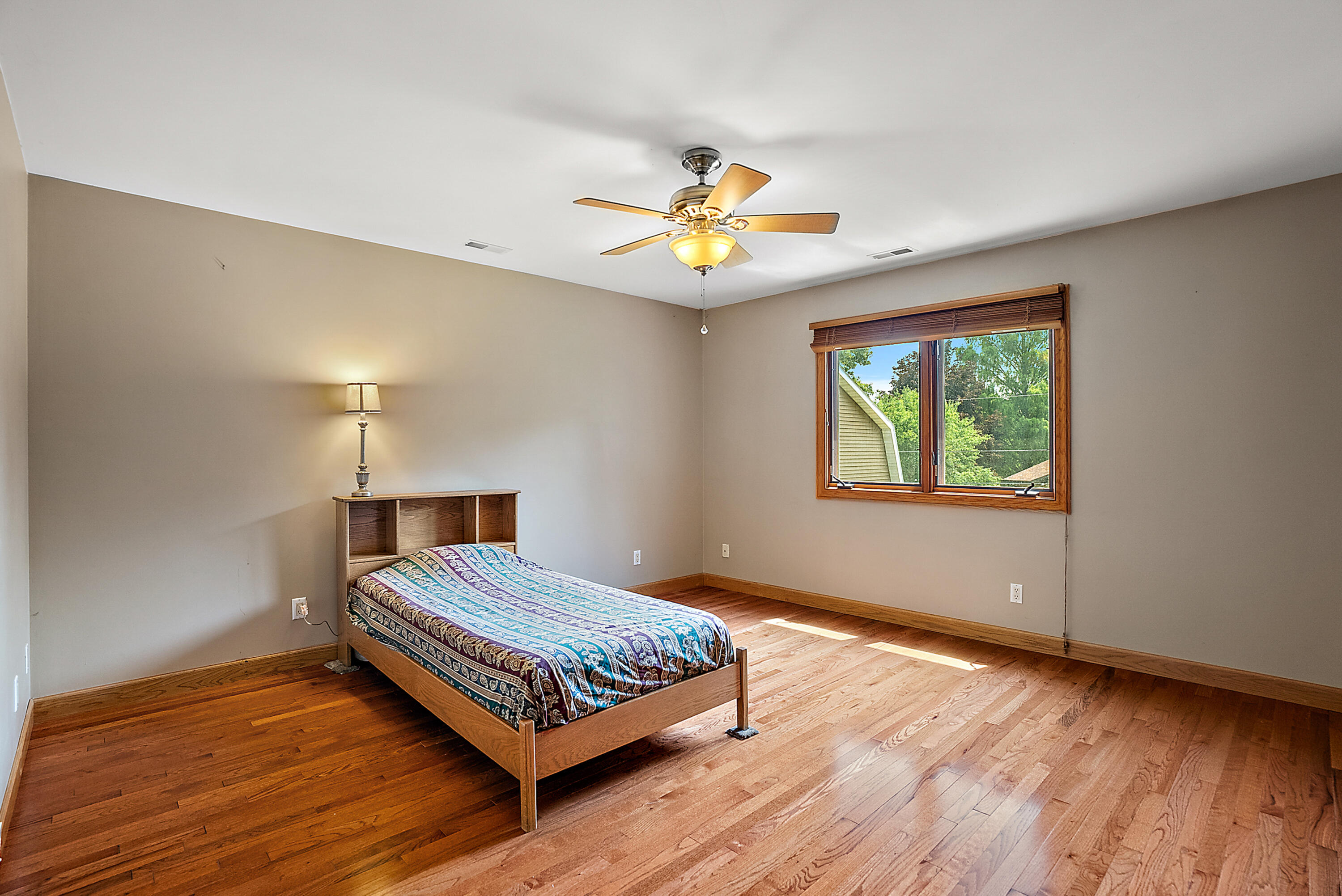 2222 W John Beers Road