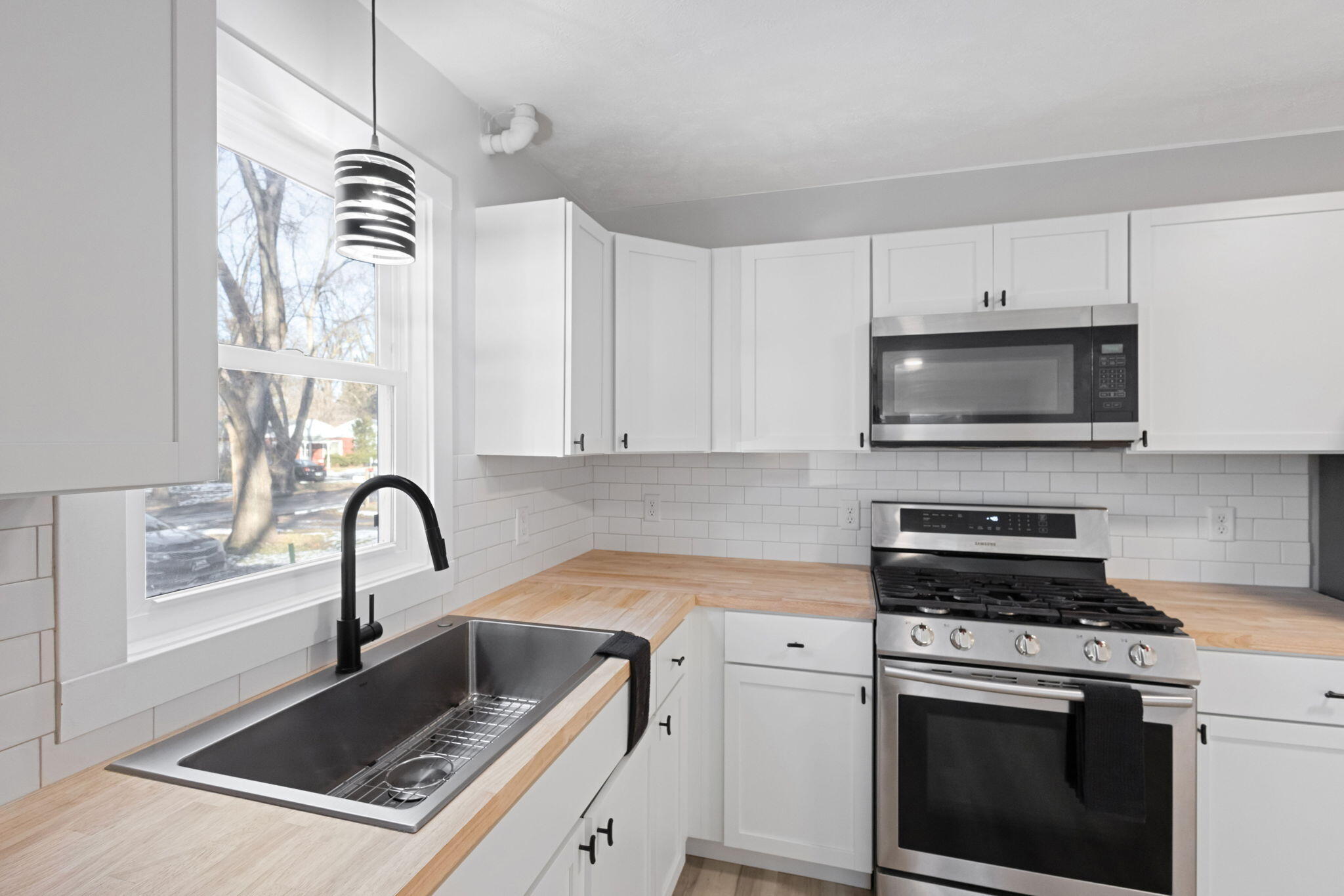 1114 Lawndale Avenue