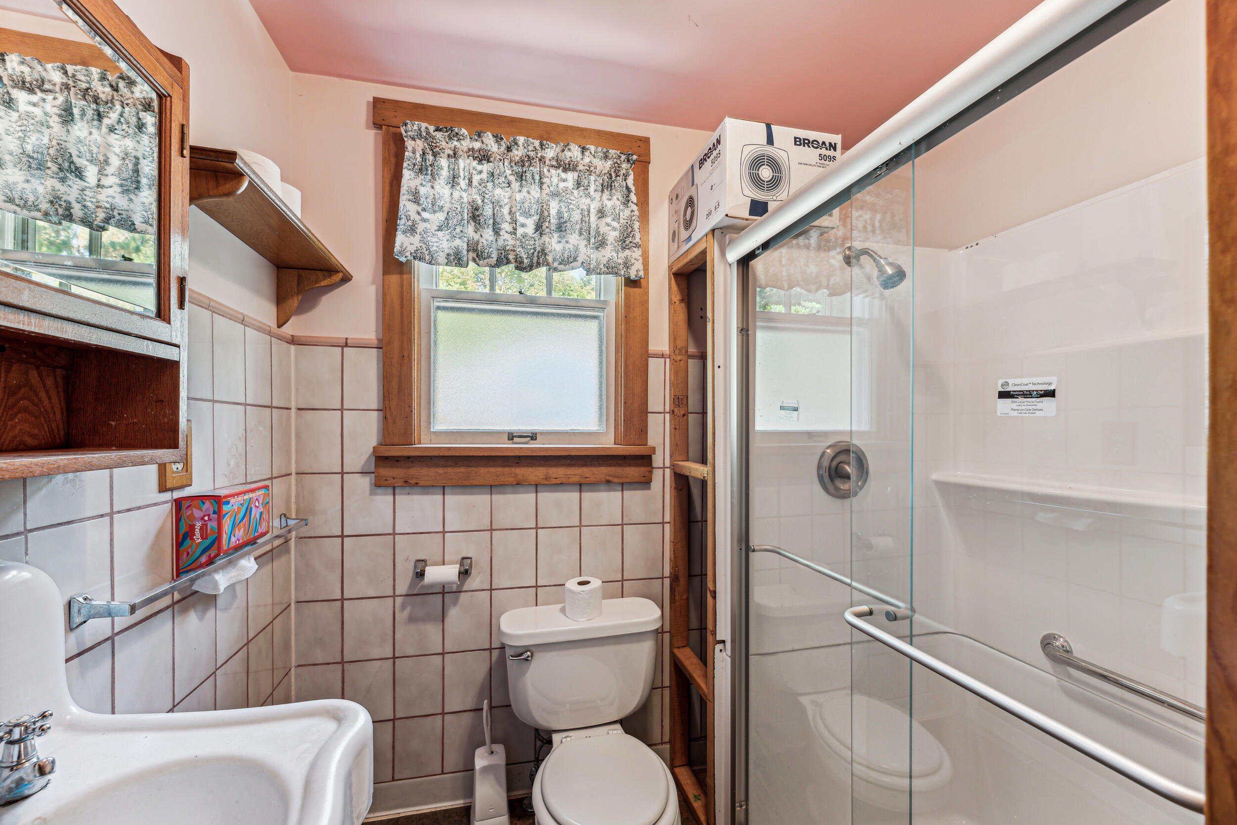 8661 Elm Valley Road