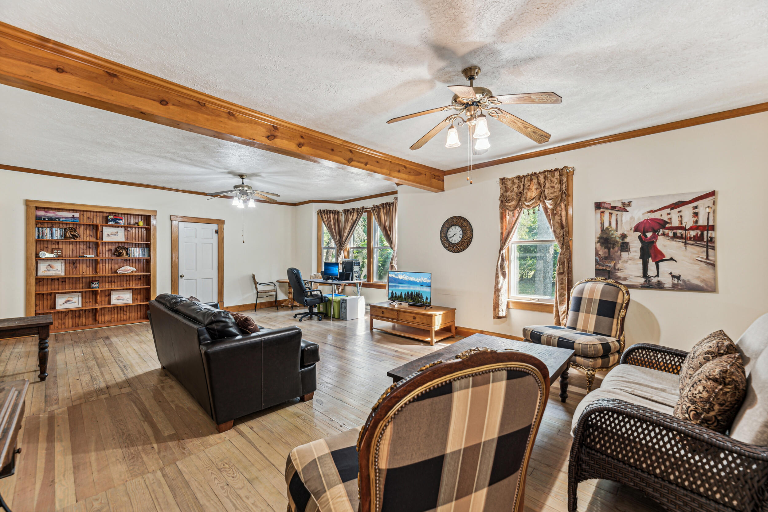 8661 Elm Valley Road