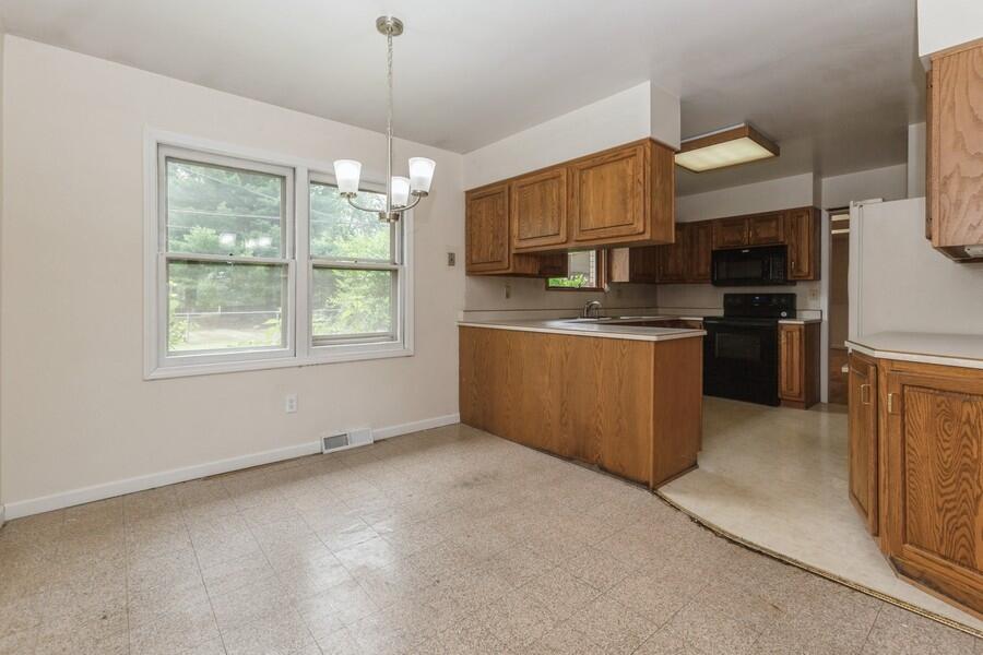 1732 Nash Drive, St. Joseph