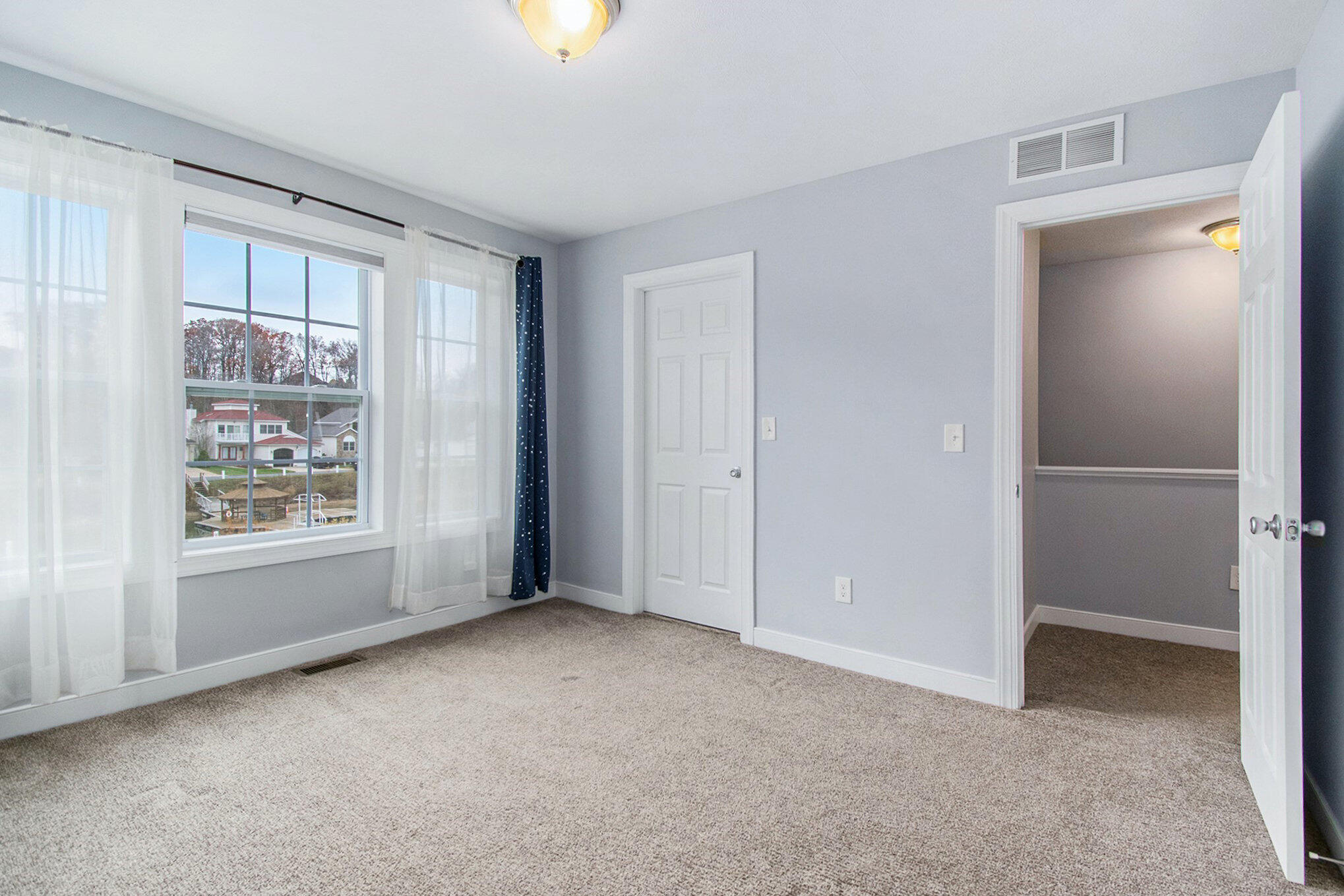 613 Trumpeter Bay Drive