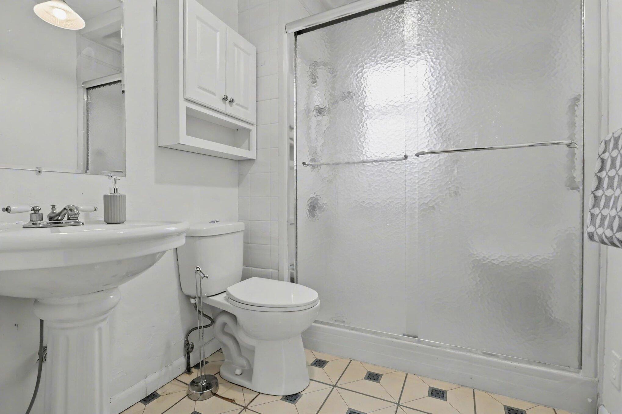 234 W Pleasant Street