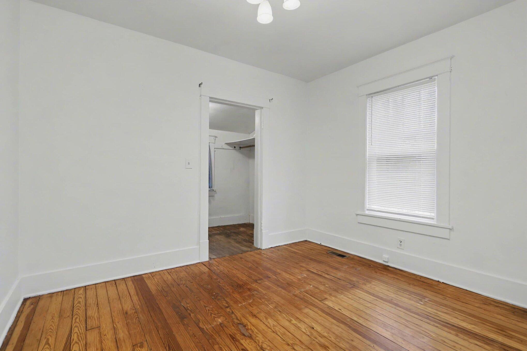 234 W Pleasant Street