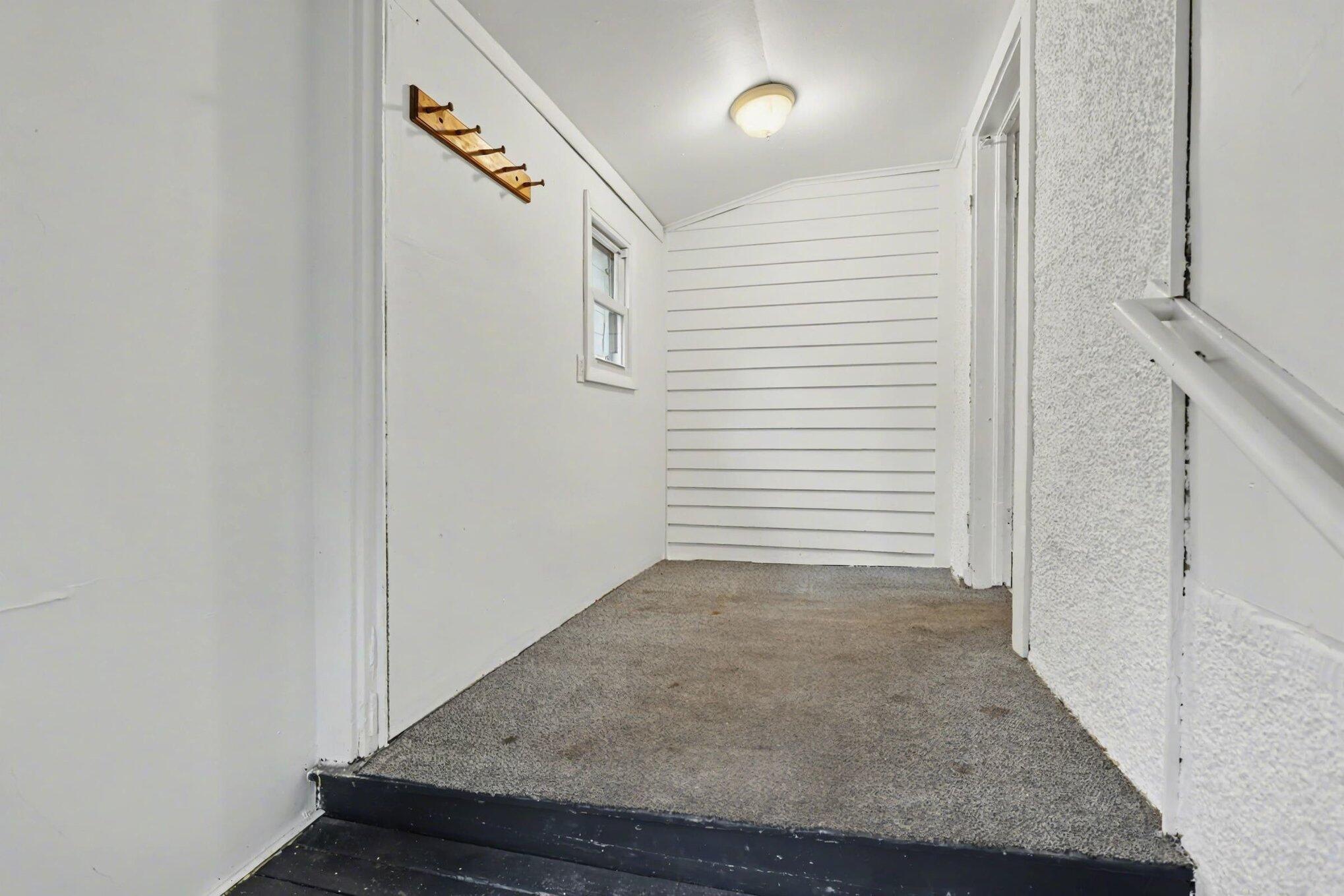 234 W Pleasant Street