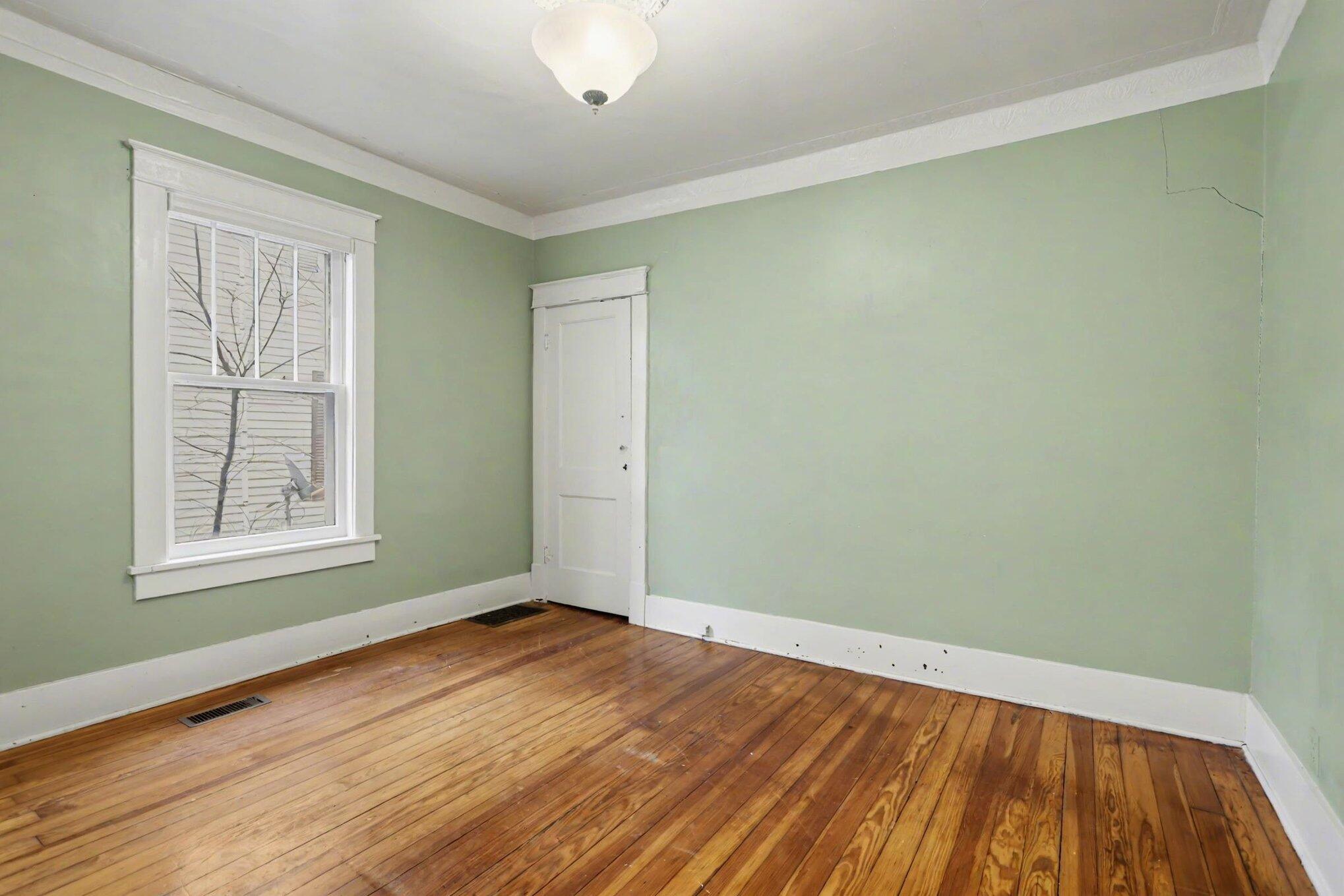 234 W Pleasant Street