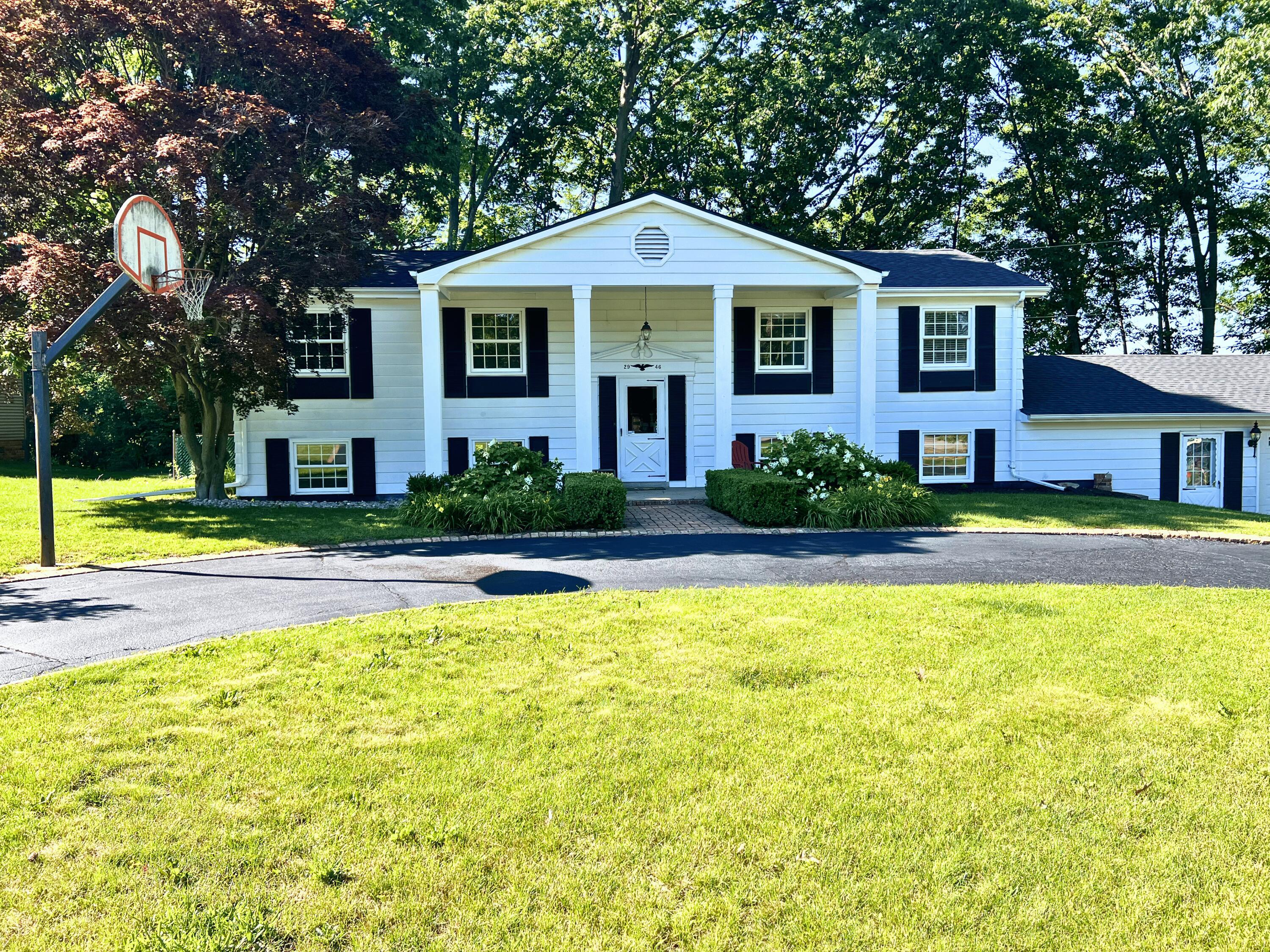 2946 Windsor Drive, St. Joseph