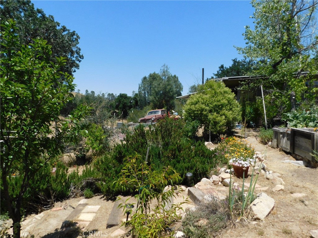9789 Golden Pond Way