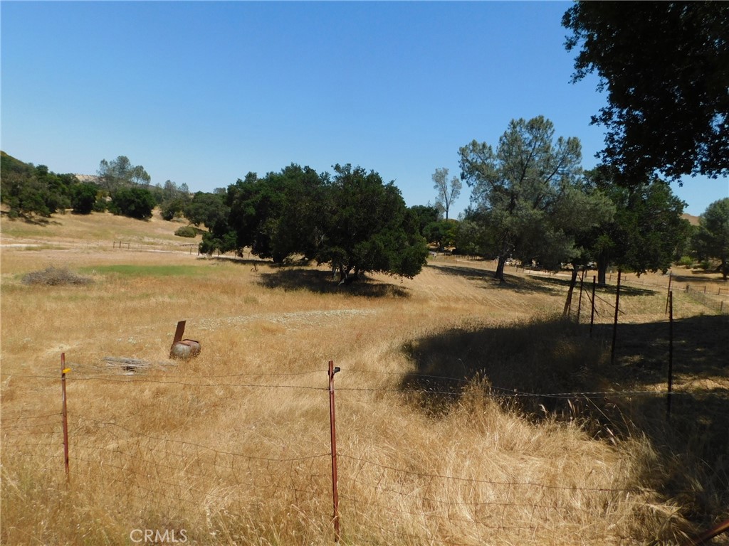 9789 Golden Pond Way