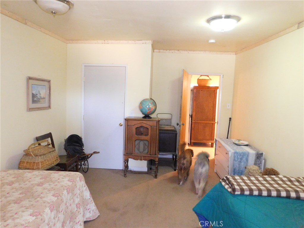 9789 Golden Pond Way