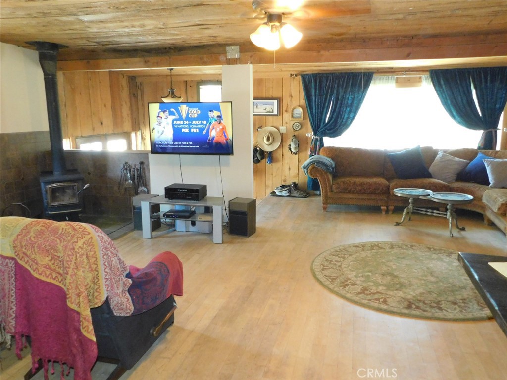 9789 Golden Pond Way