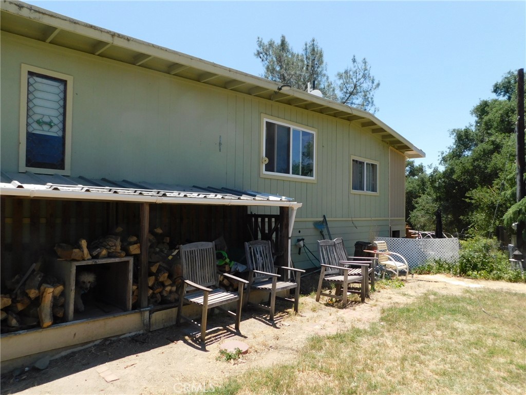 9789 Golden Pond Way