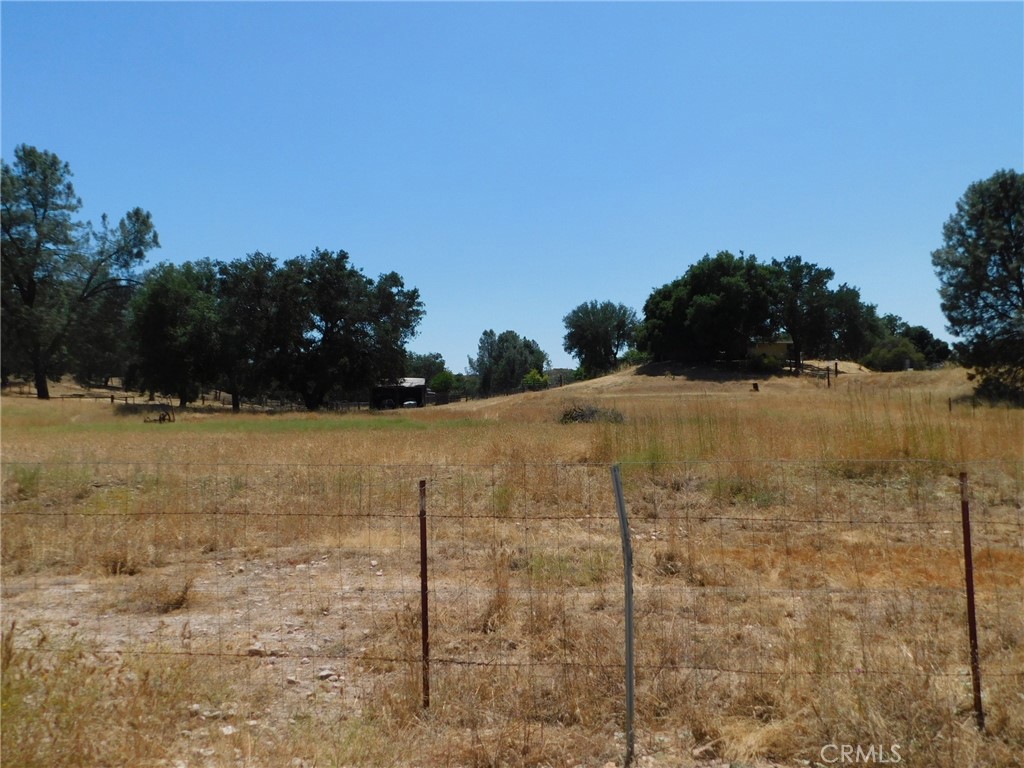 9789 Golden Pond Way