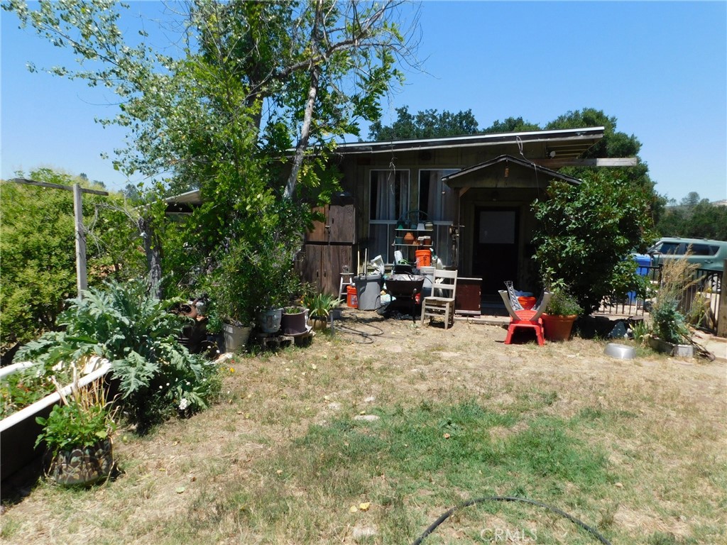 9789 Golden Pond Way