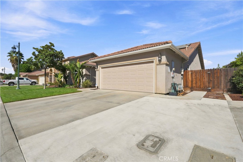 1162 Paradise Loop
