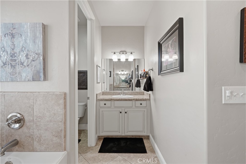 1162 Paradise Loop