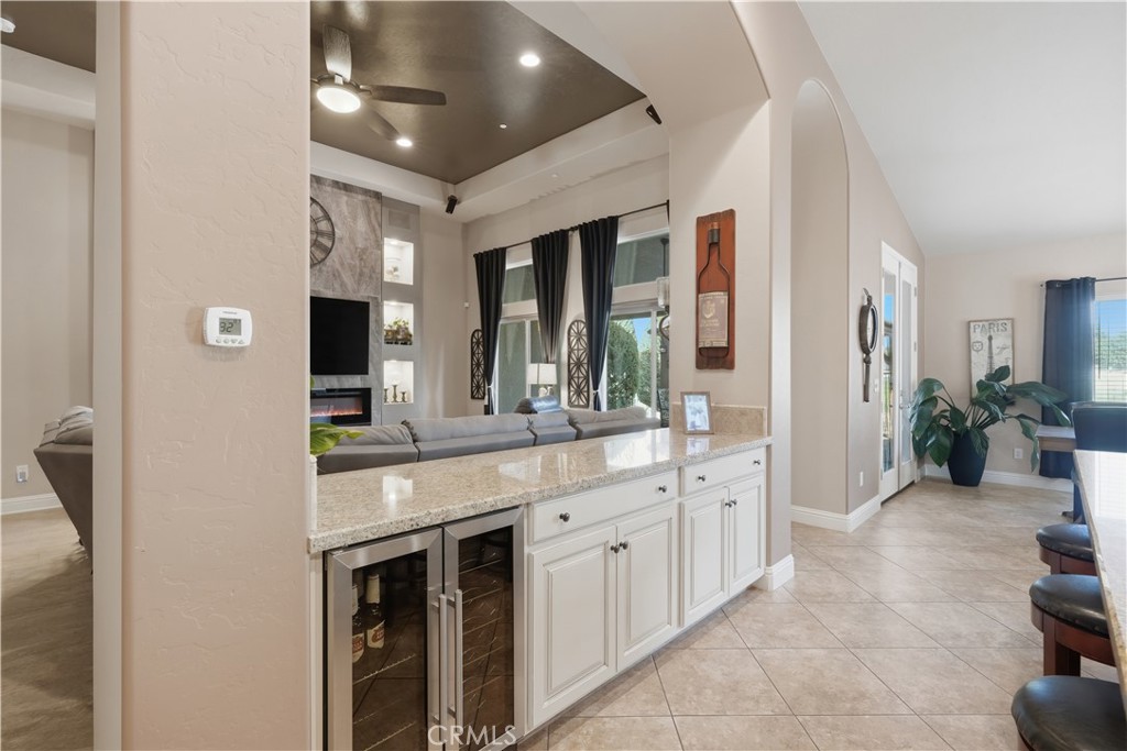 1162 Paradise Loop