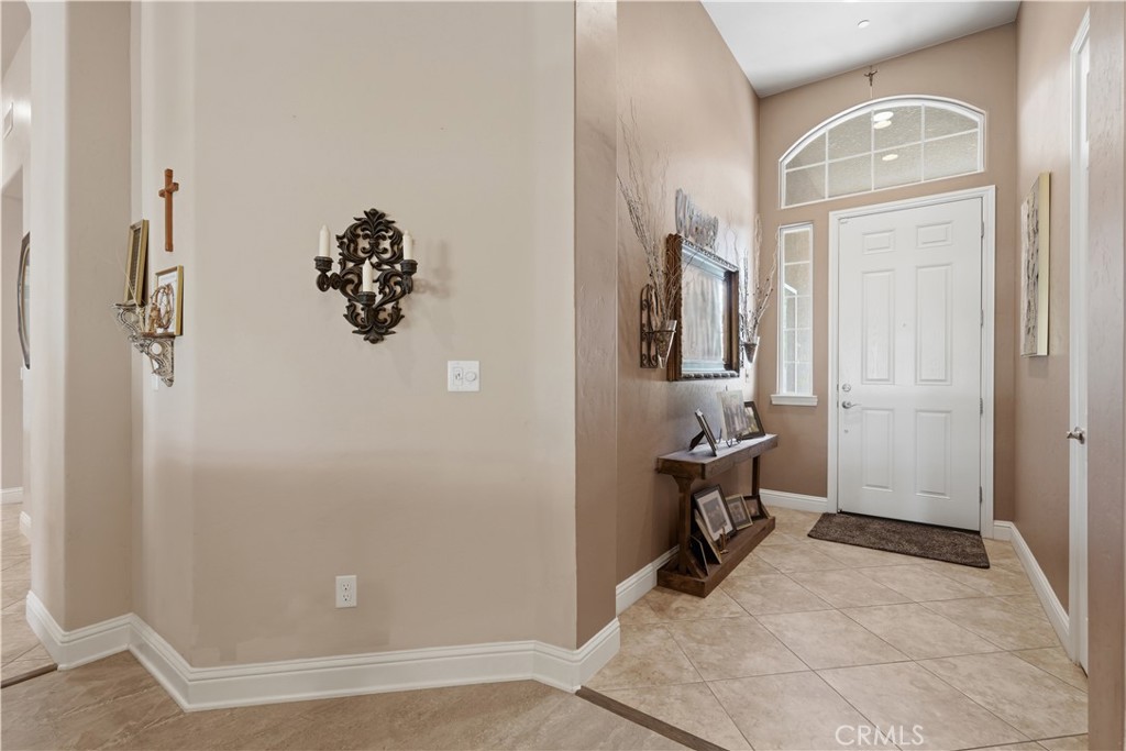 1162 Paradise Loop