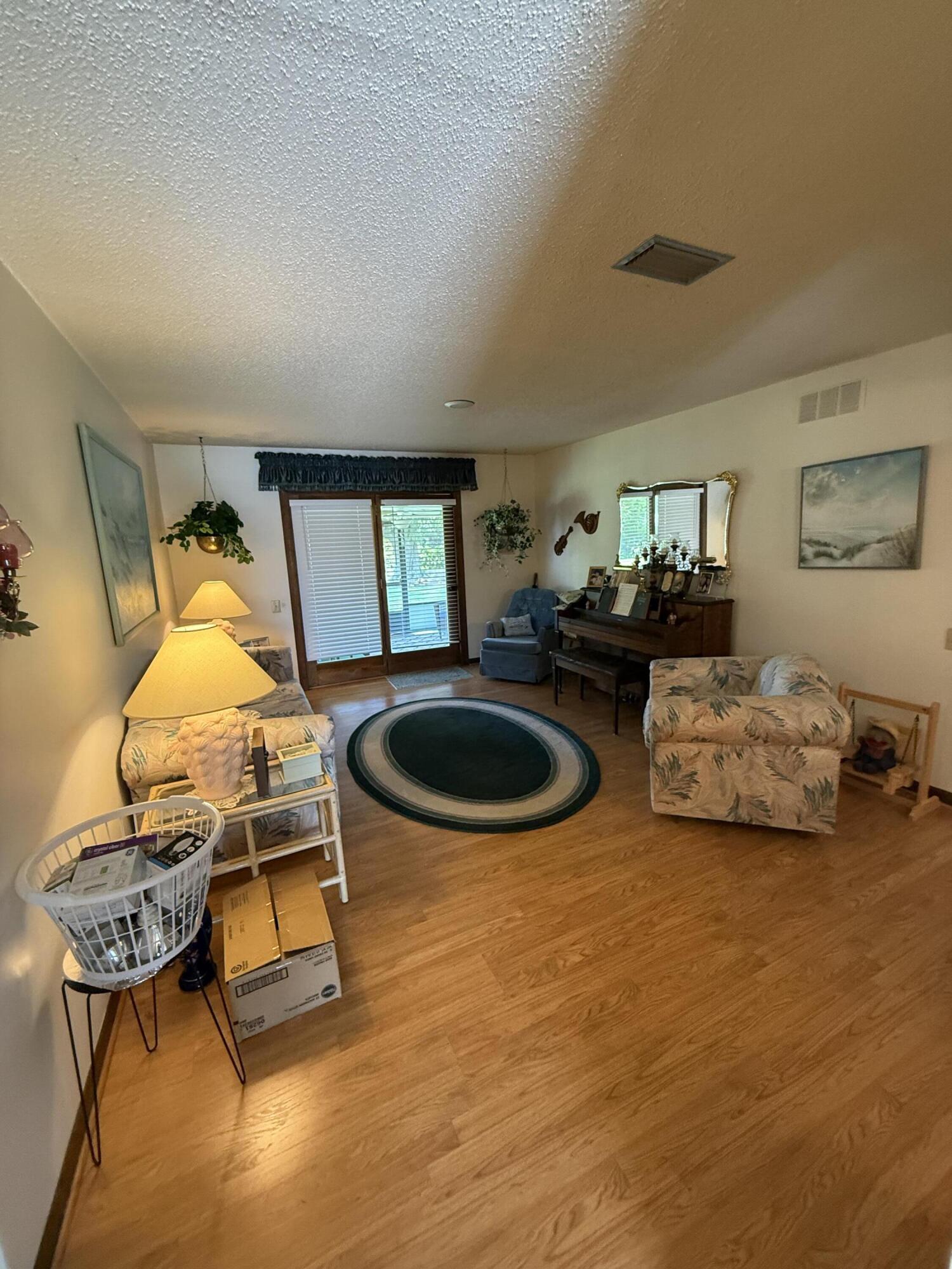 4514 Crestbrook Drive
