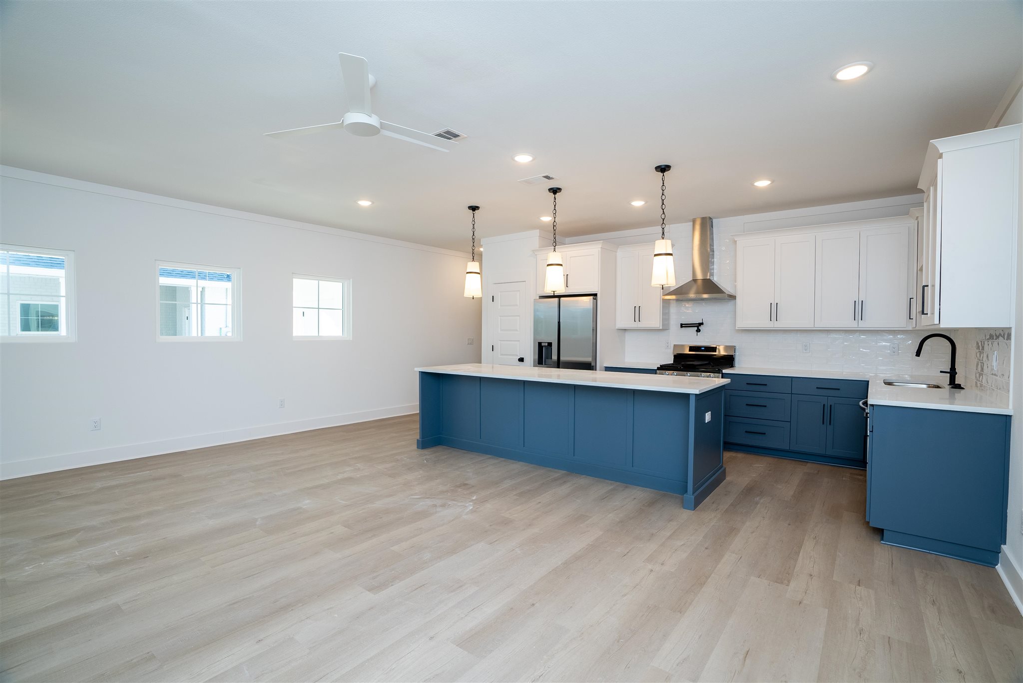 403 Pou Station Rd