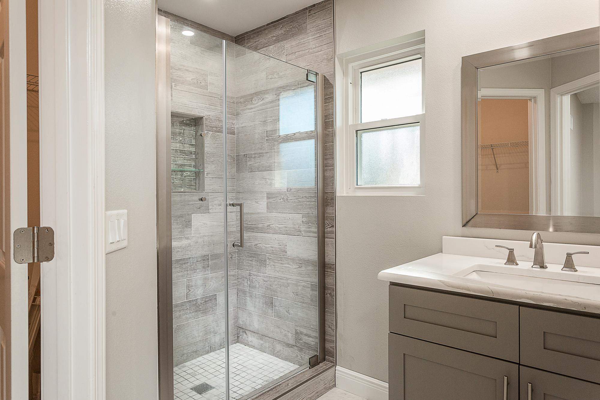 1253 Grand Ridge Cir