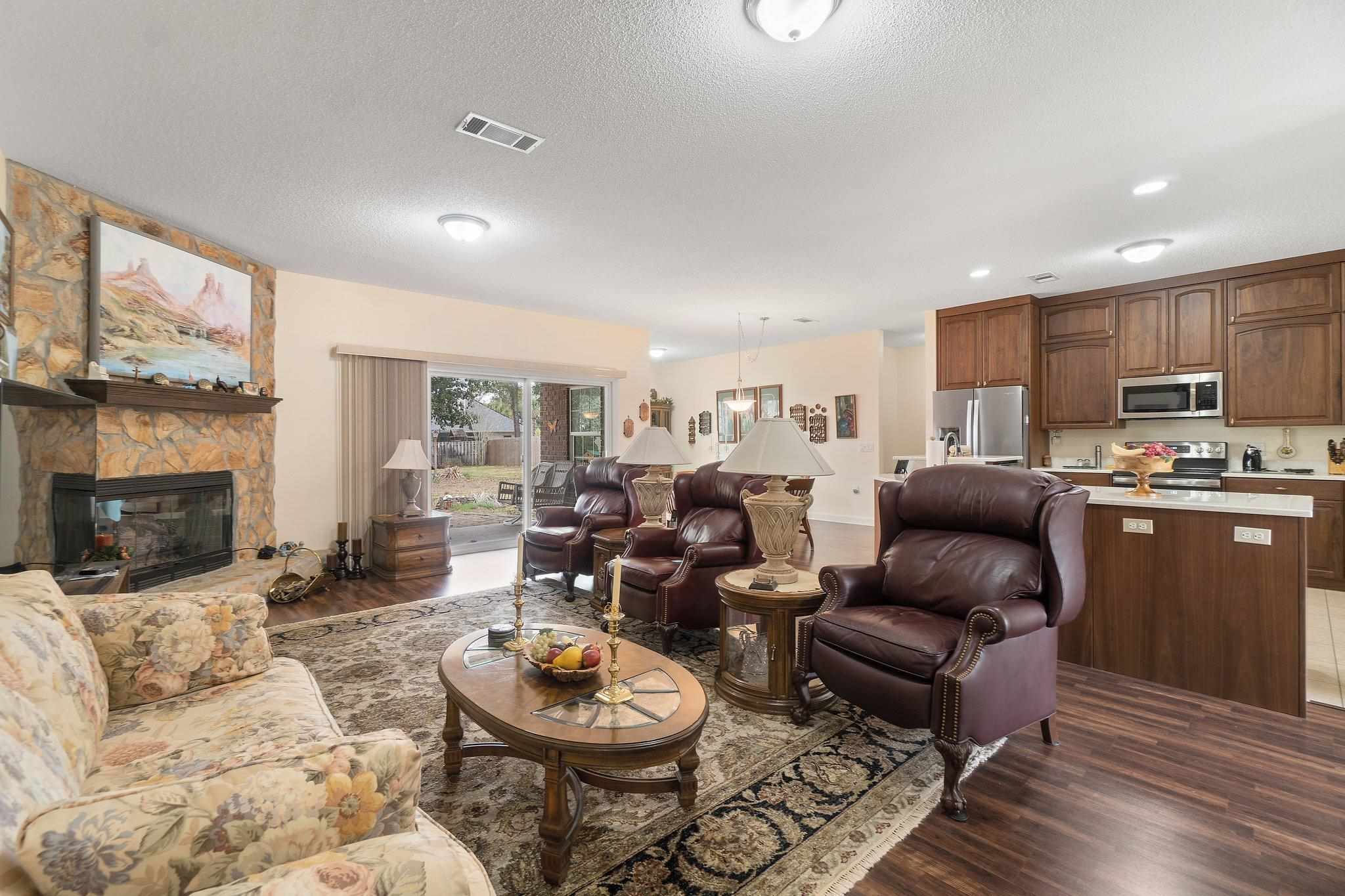 6 Rockwood Rd