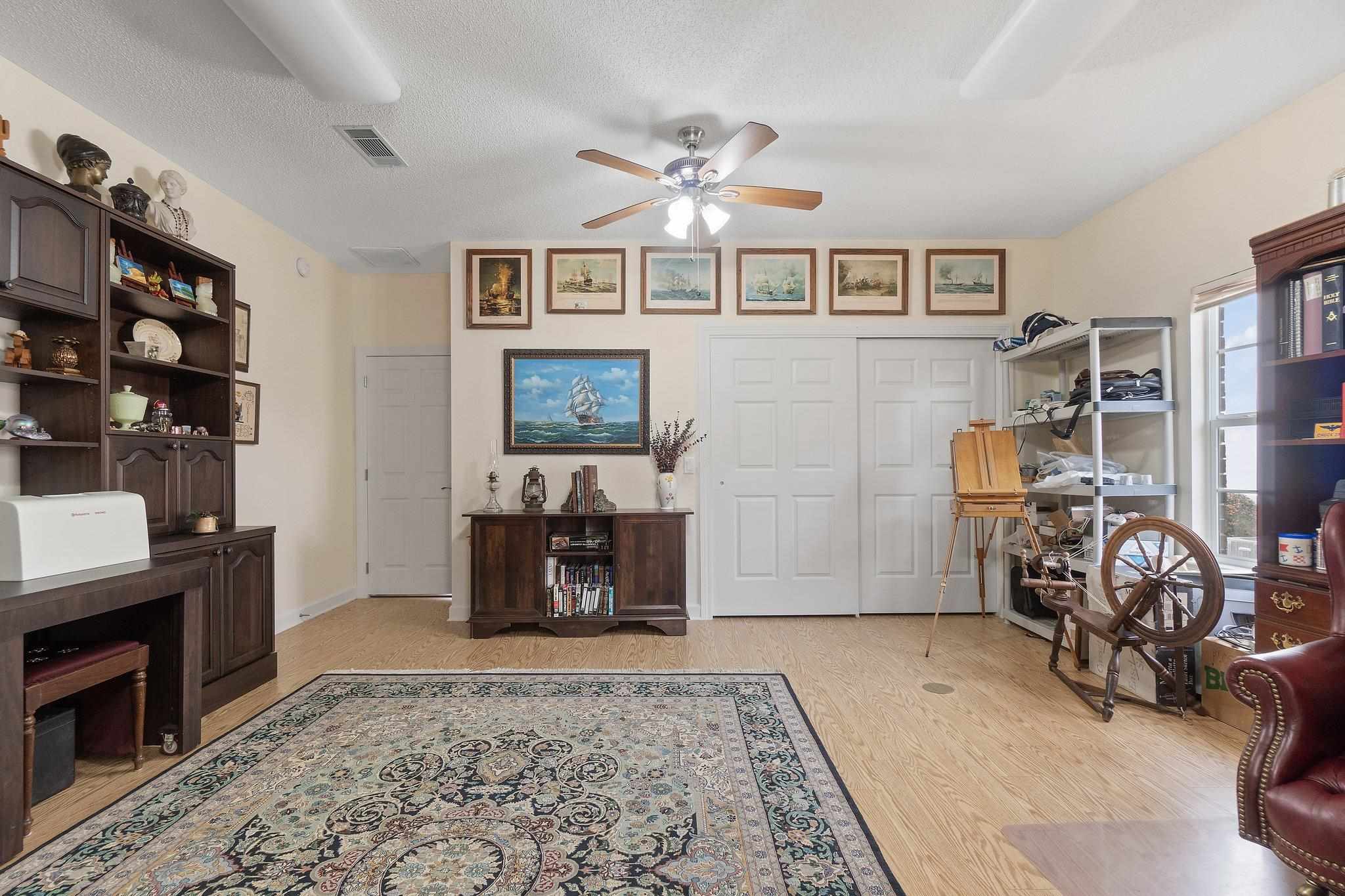 6 Rockwood Rd