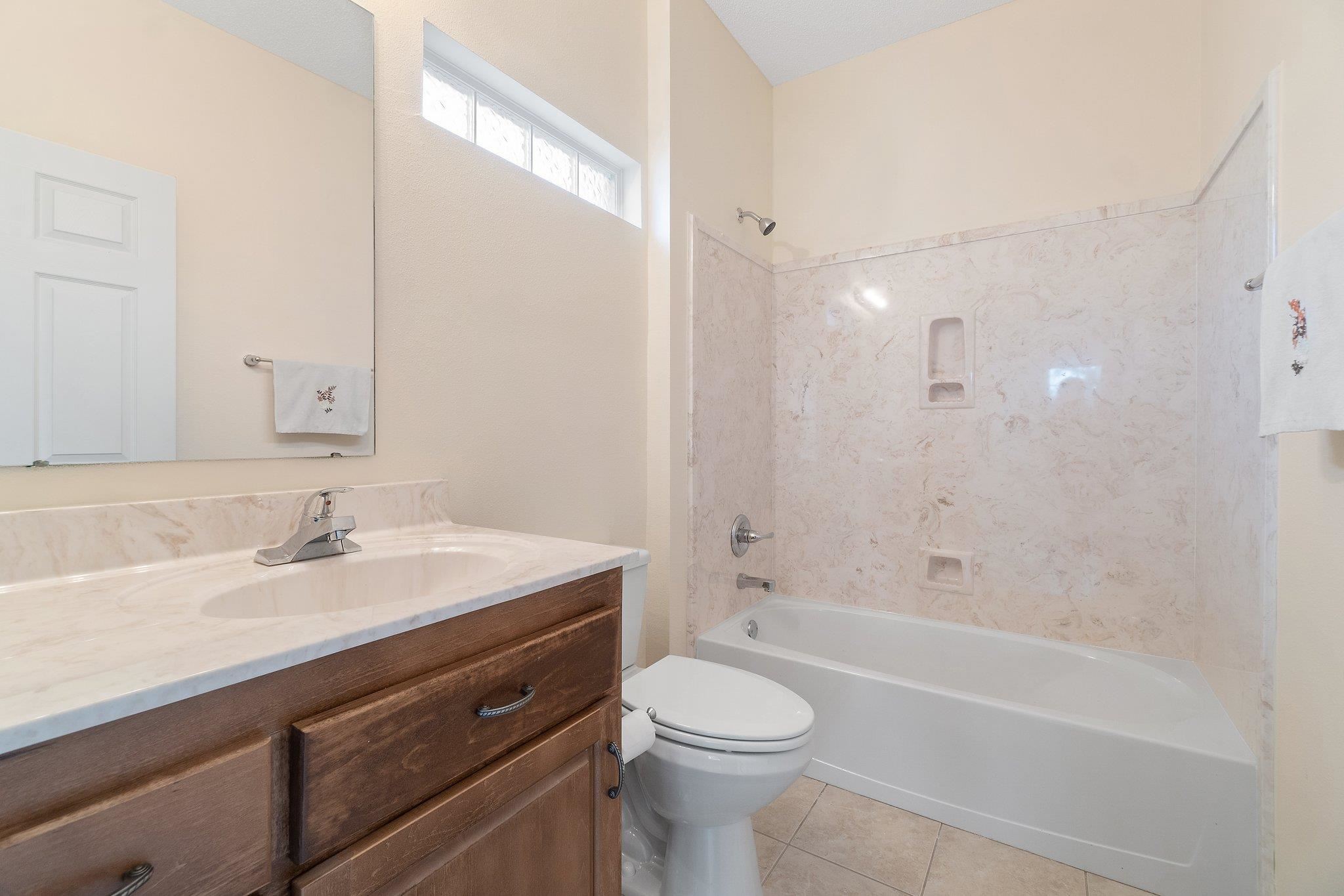 6 Rockwood Rd