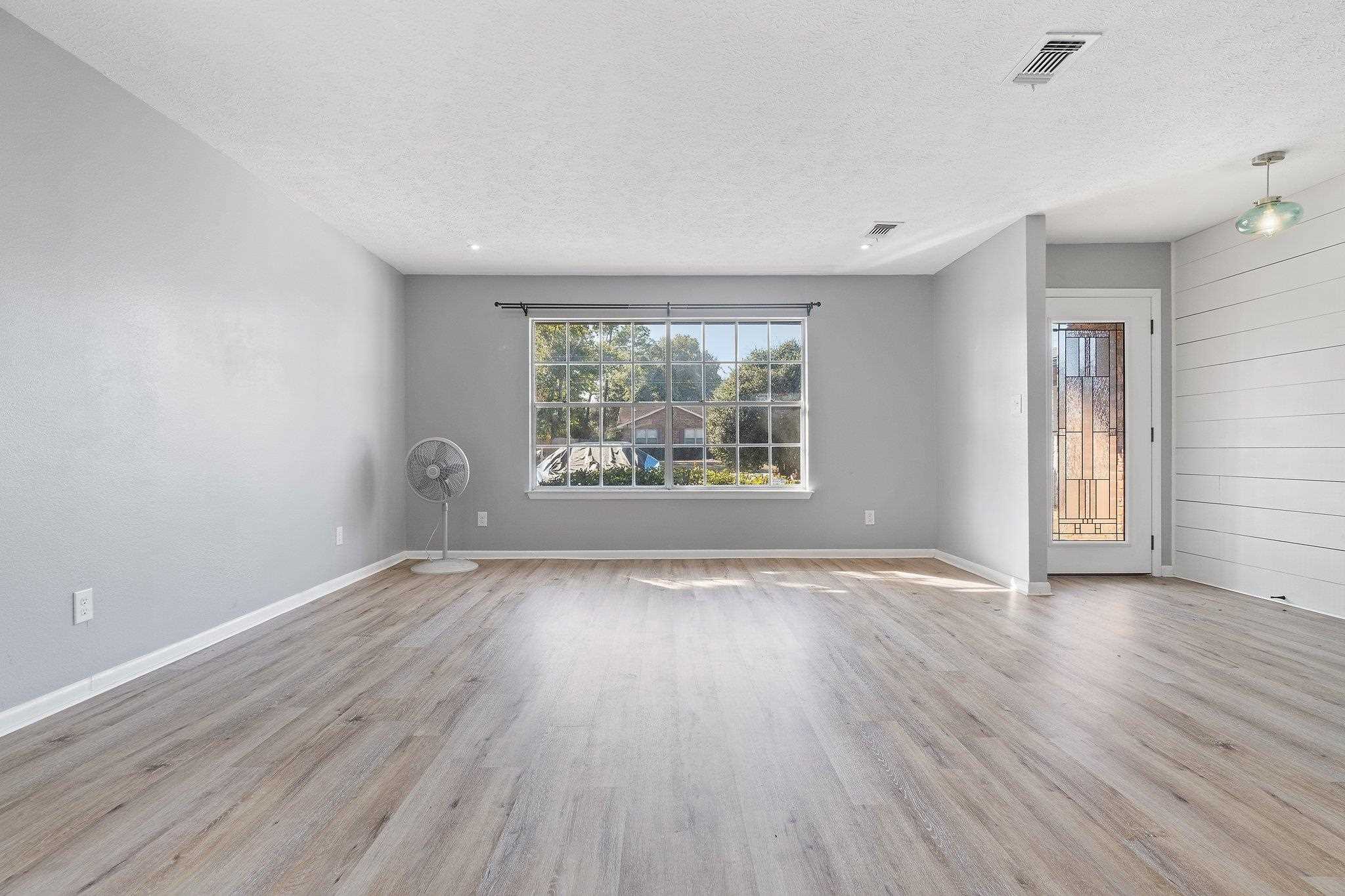 4150 Langley Ave