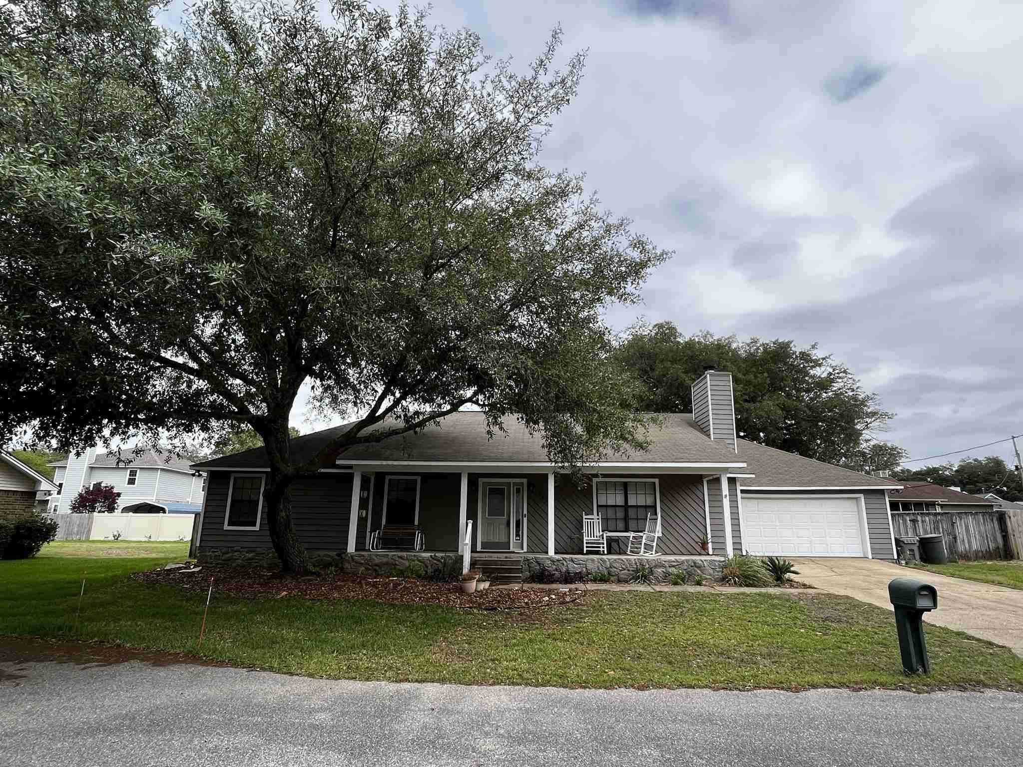 6858 Cedar Ridge Dr
