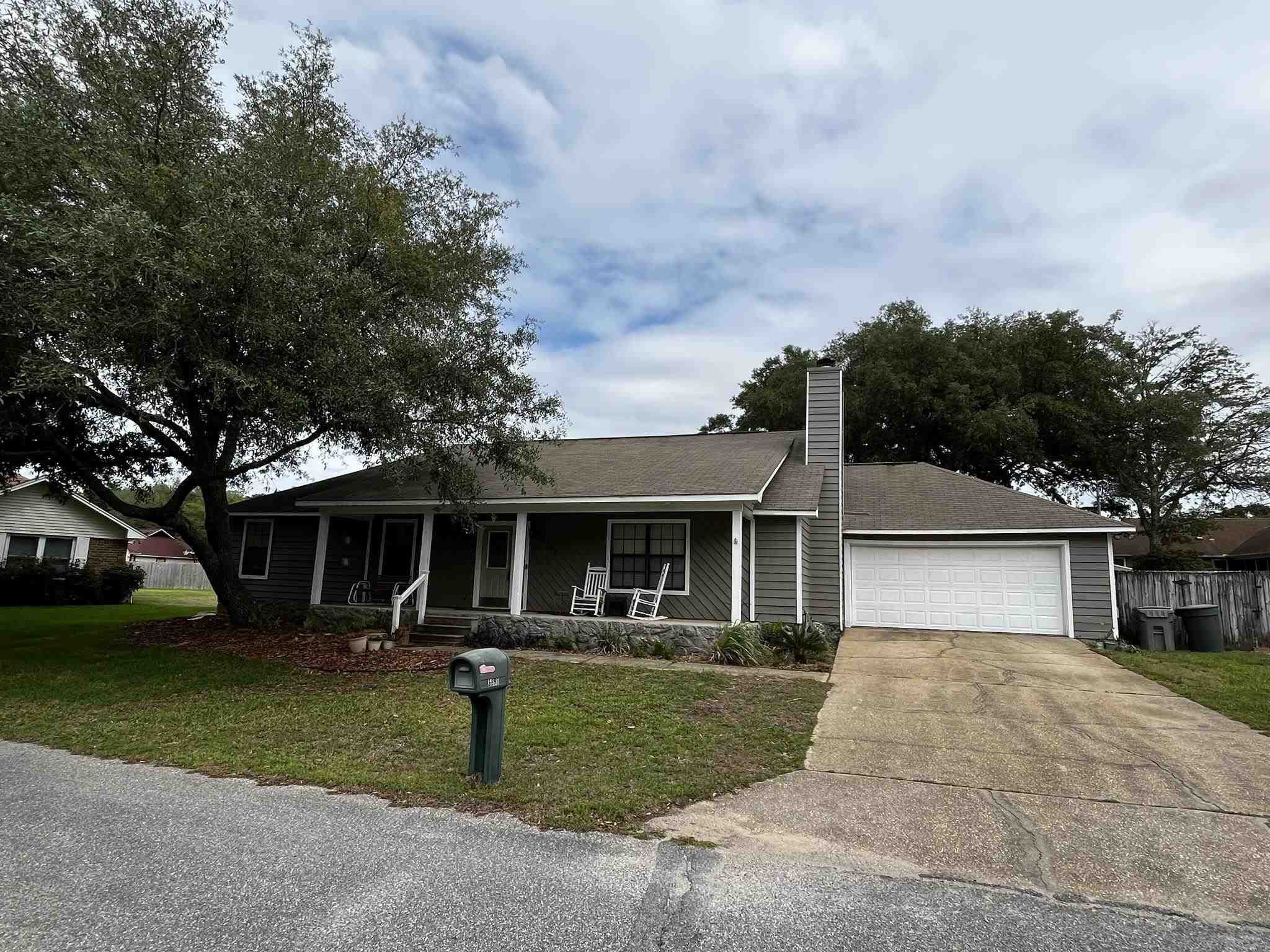 6858 Cedar Ridge Dr