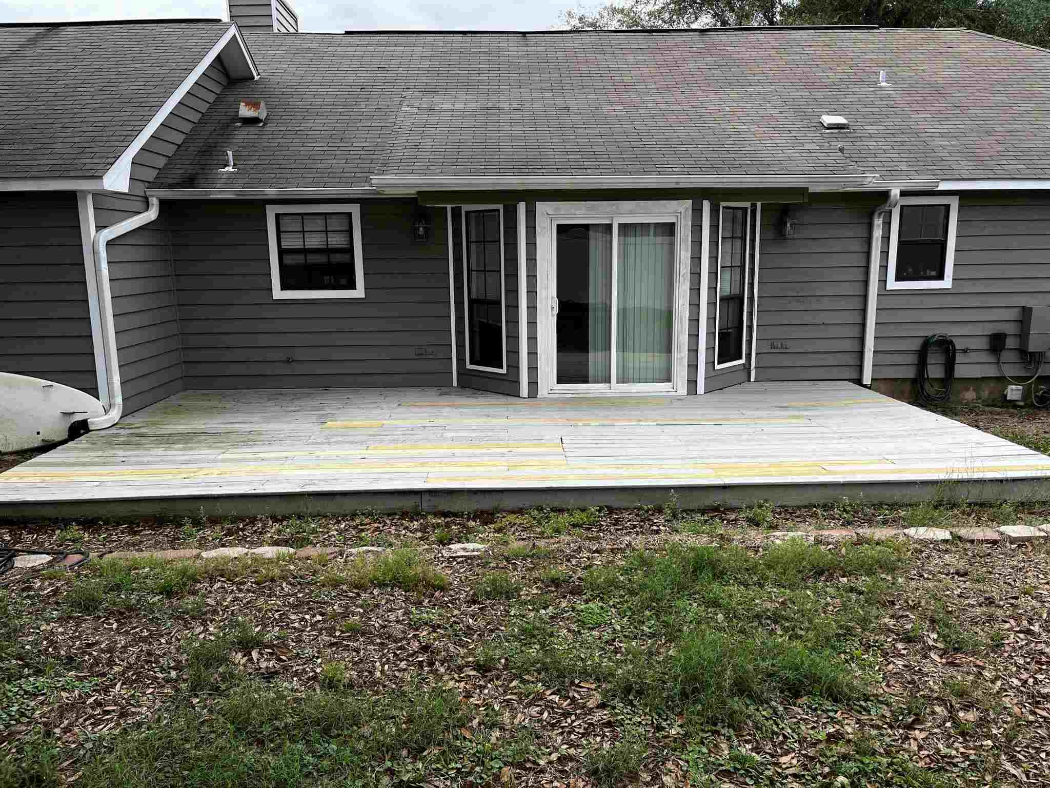 6858 Cedar Ridge Dr