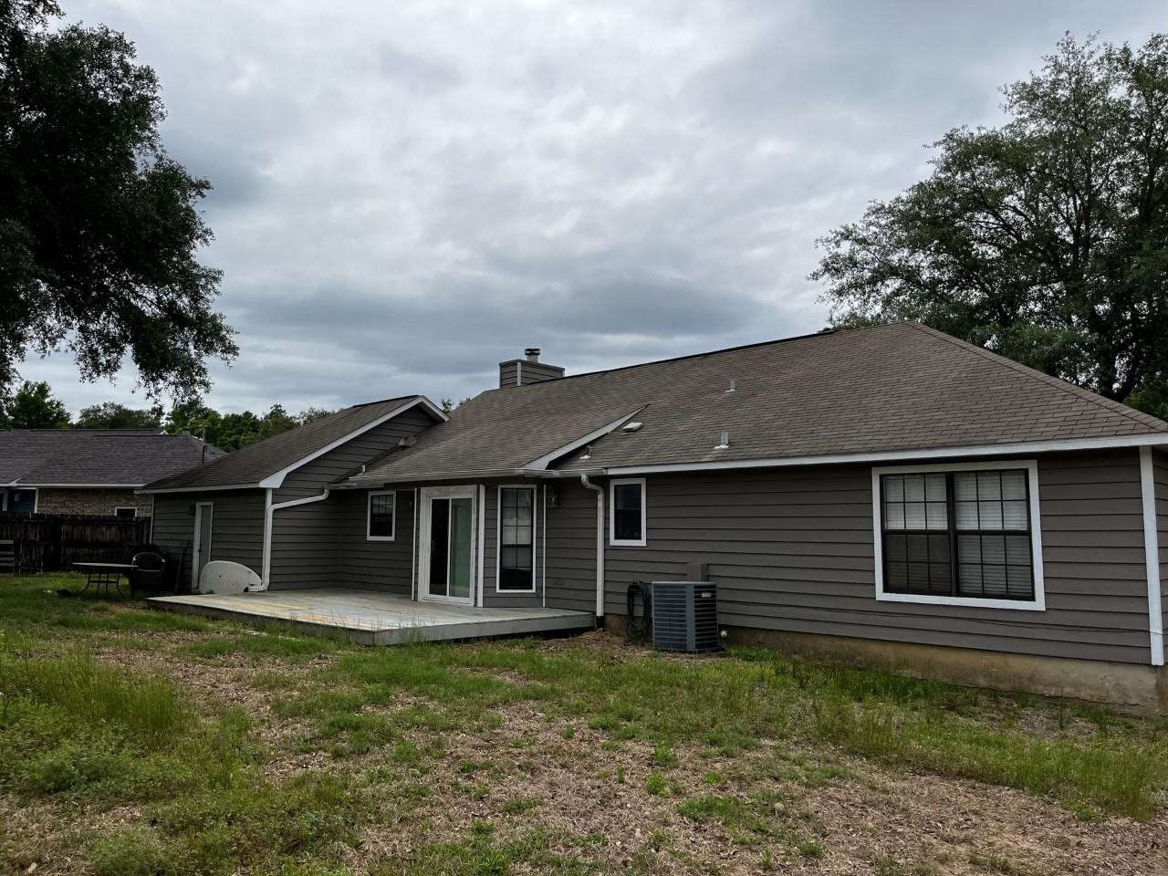 6858 Cedar Ridge Dr