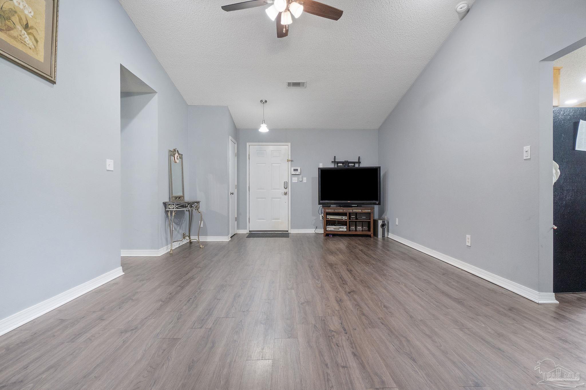 1728 Annie Penton Rd
