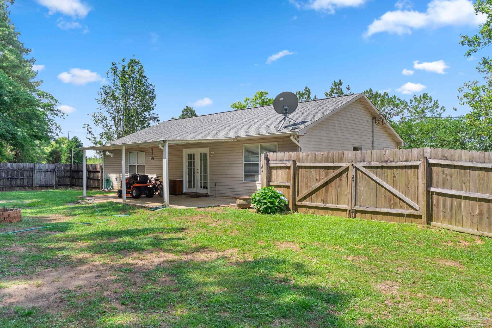 1728 Annie Penton Rd