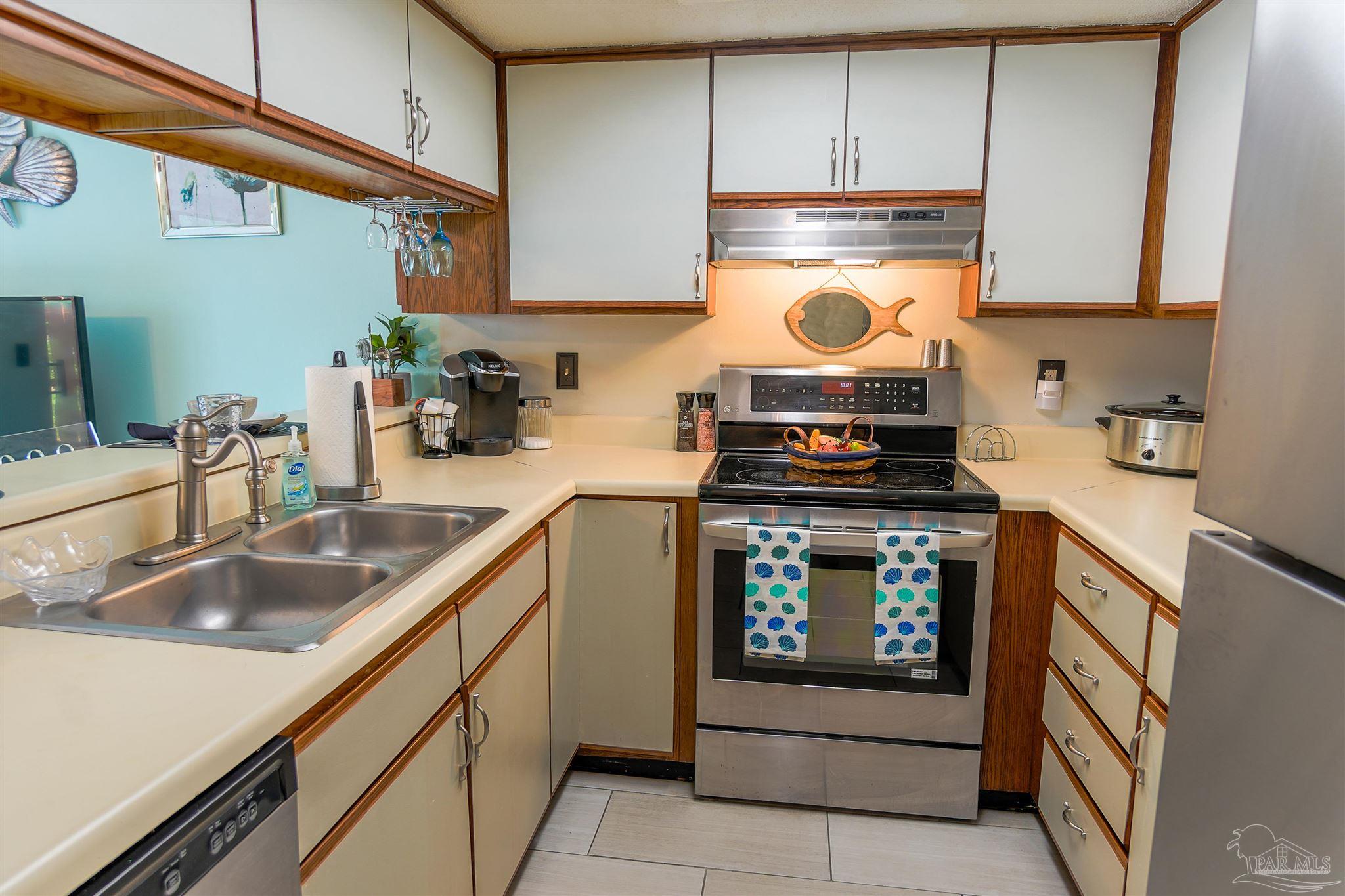 5299 Kennsington Pl