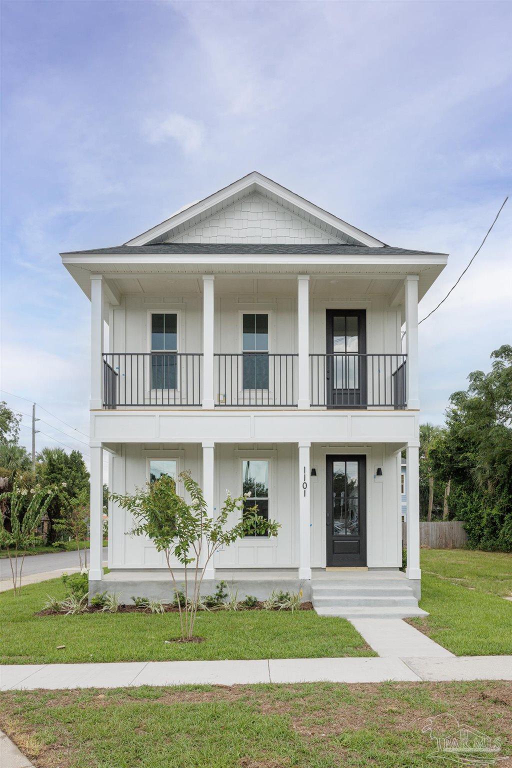 1101 N 8th Ave