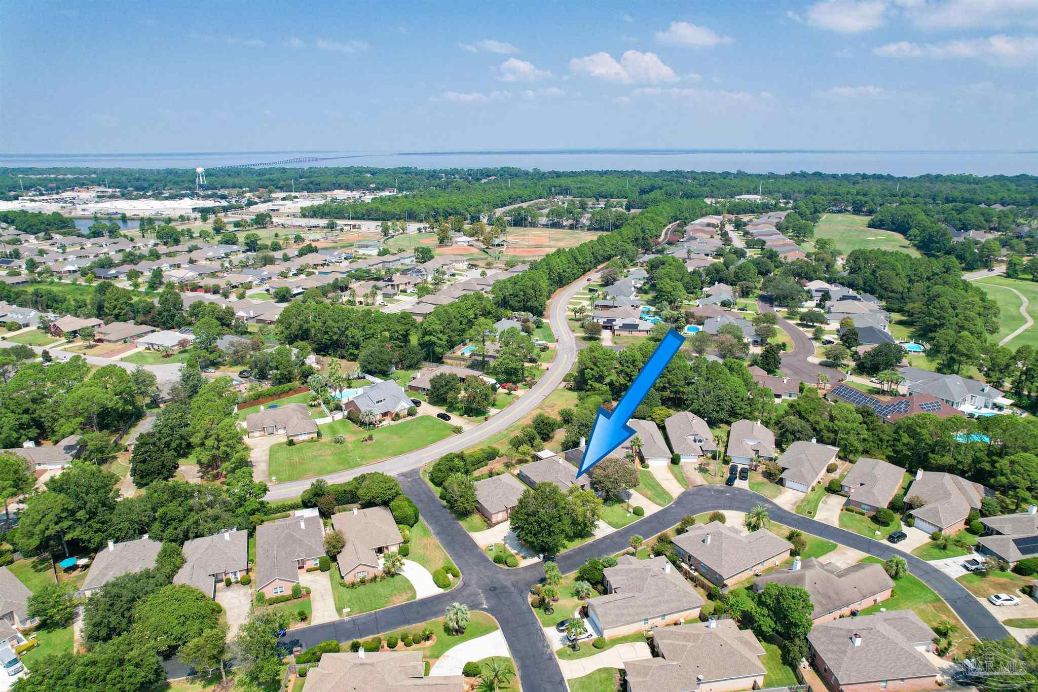 4004 Longwood Cir